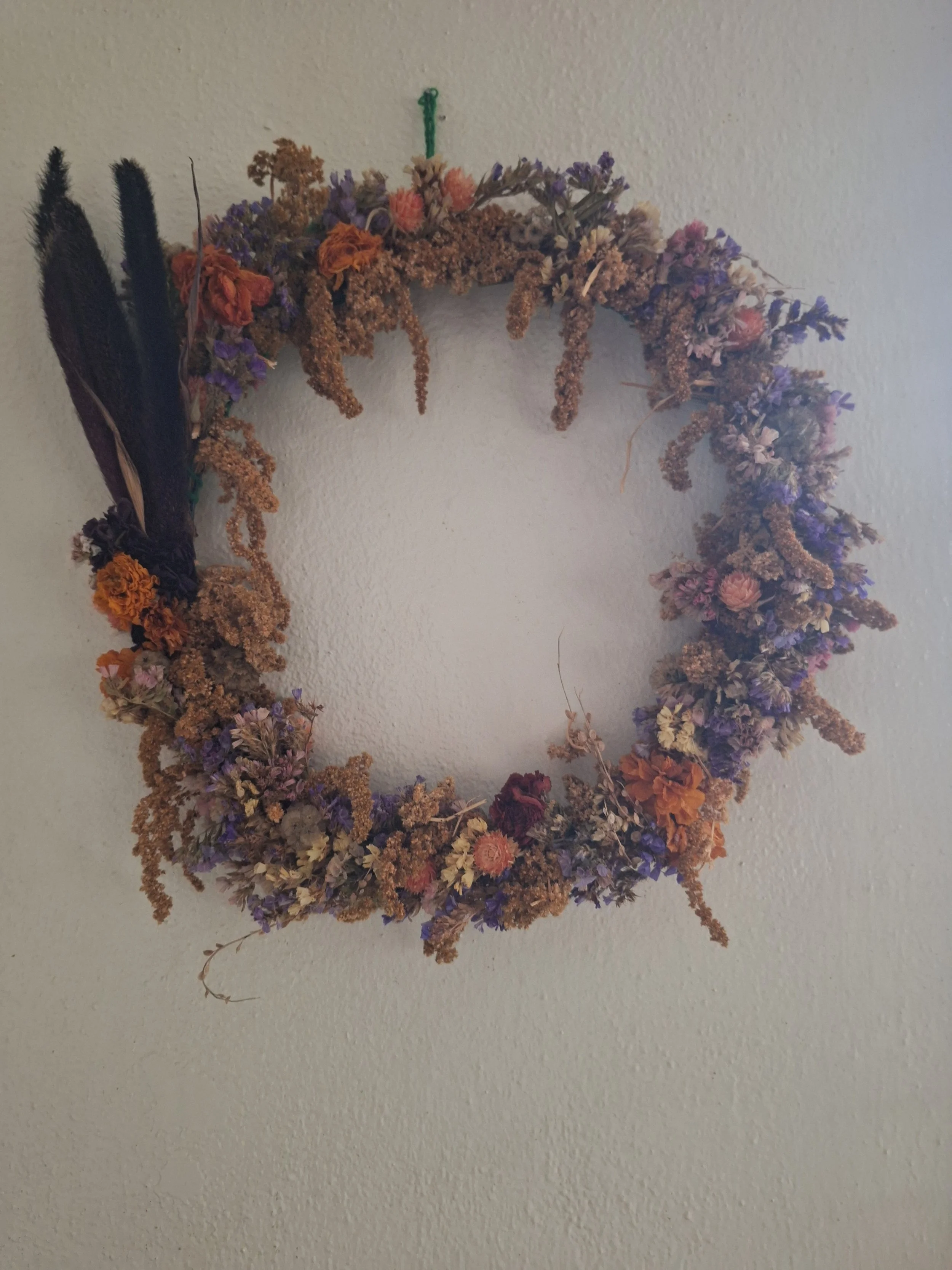 Dried flower wreath 12in