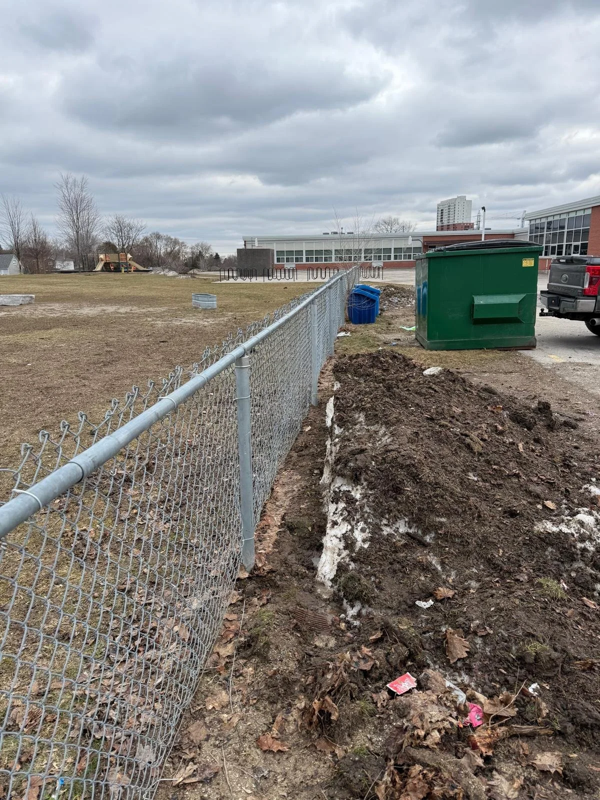 Chainlink fence repair