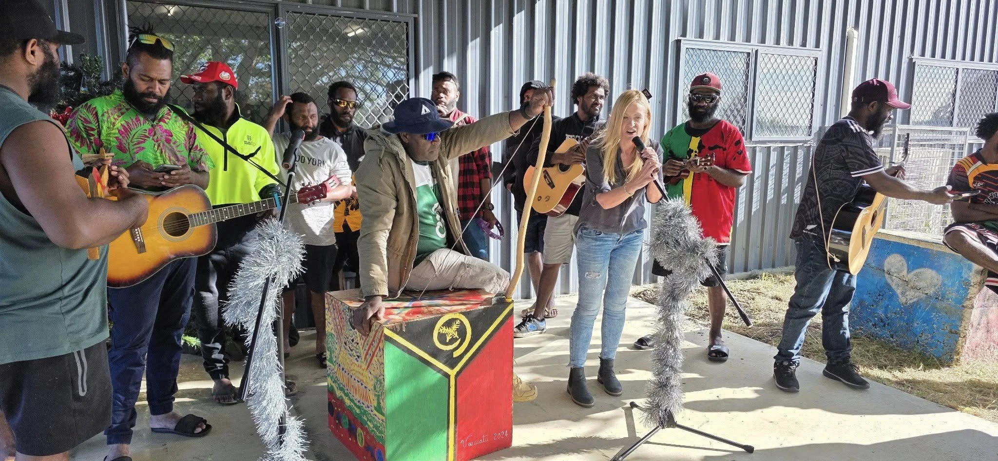 Xmas R 3.jpg