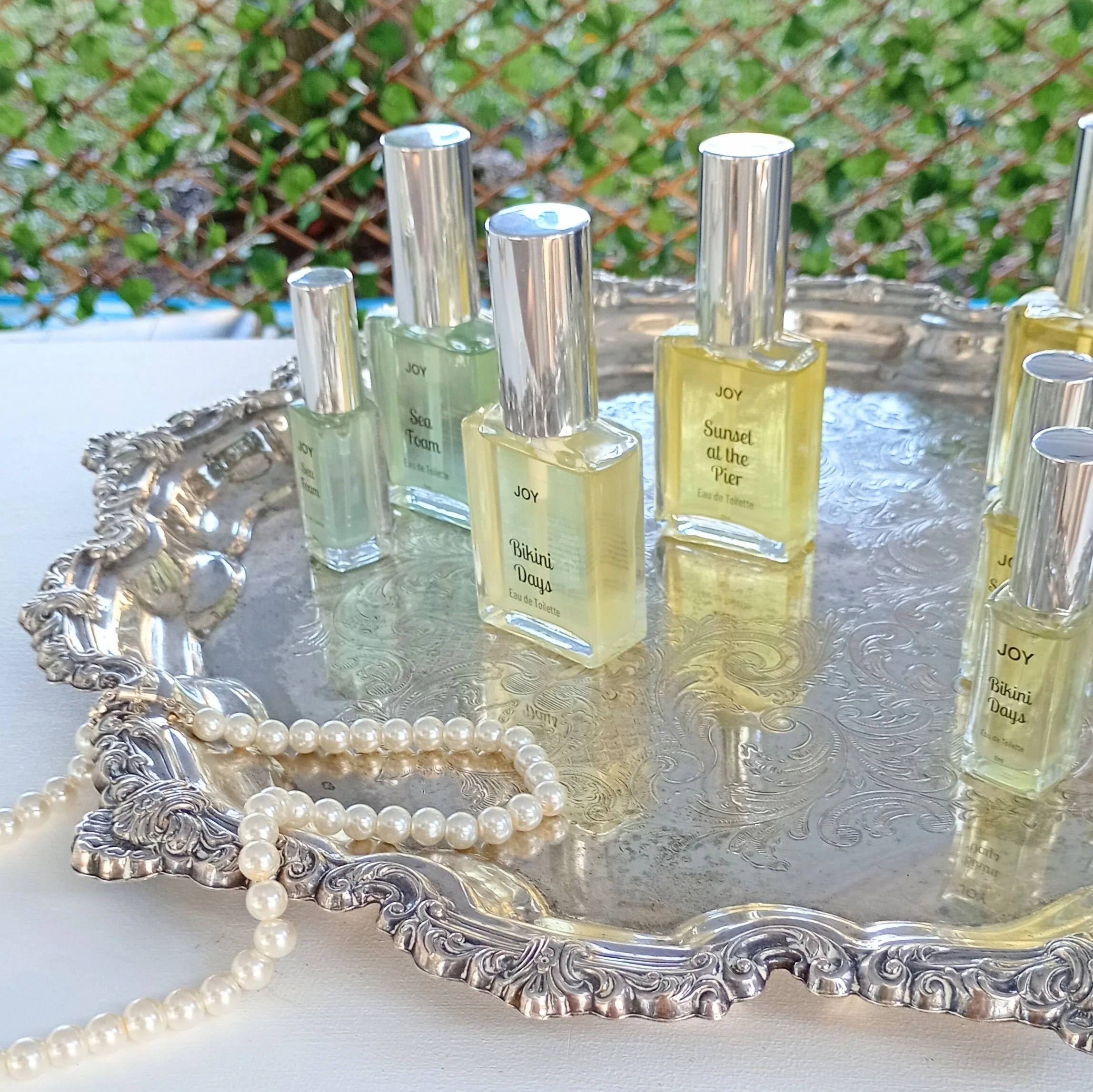 Perfume spray.jpg