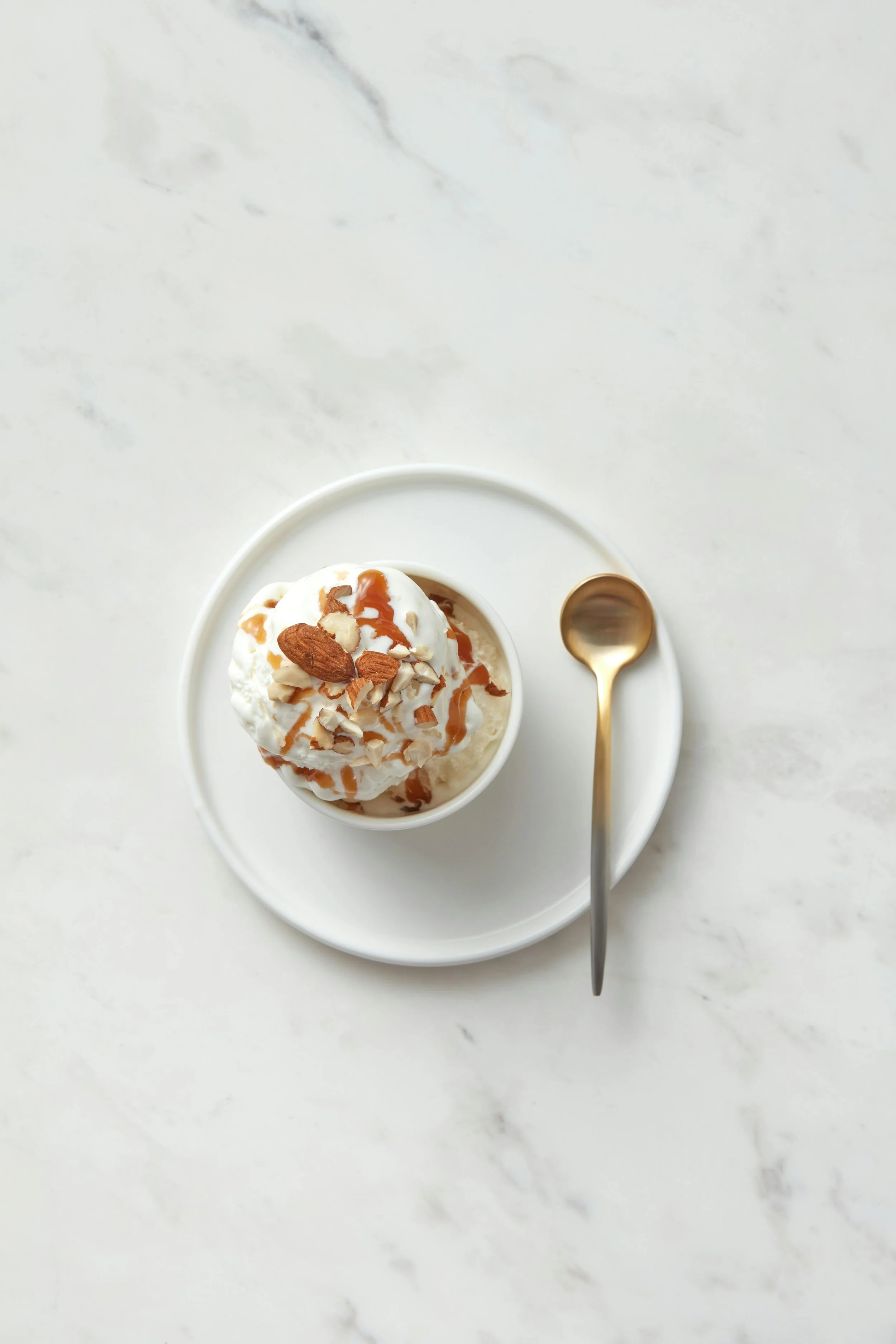 Reverse Dieting for Active Women in Perimenopause: A Science-Based Guide to Rebuilding Your Metabolism