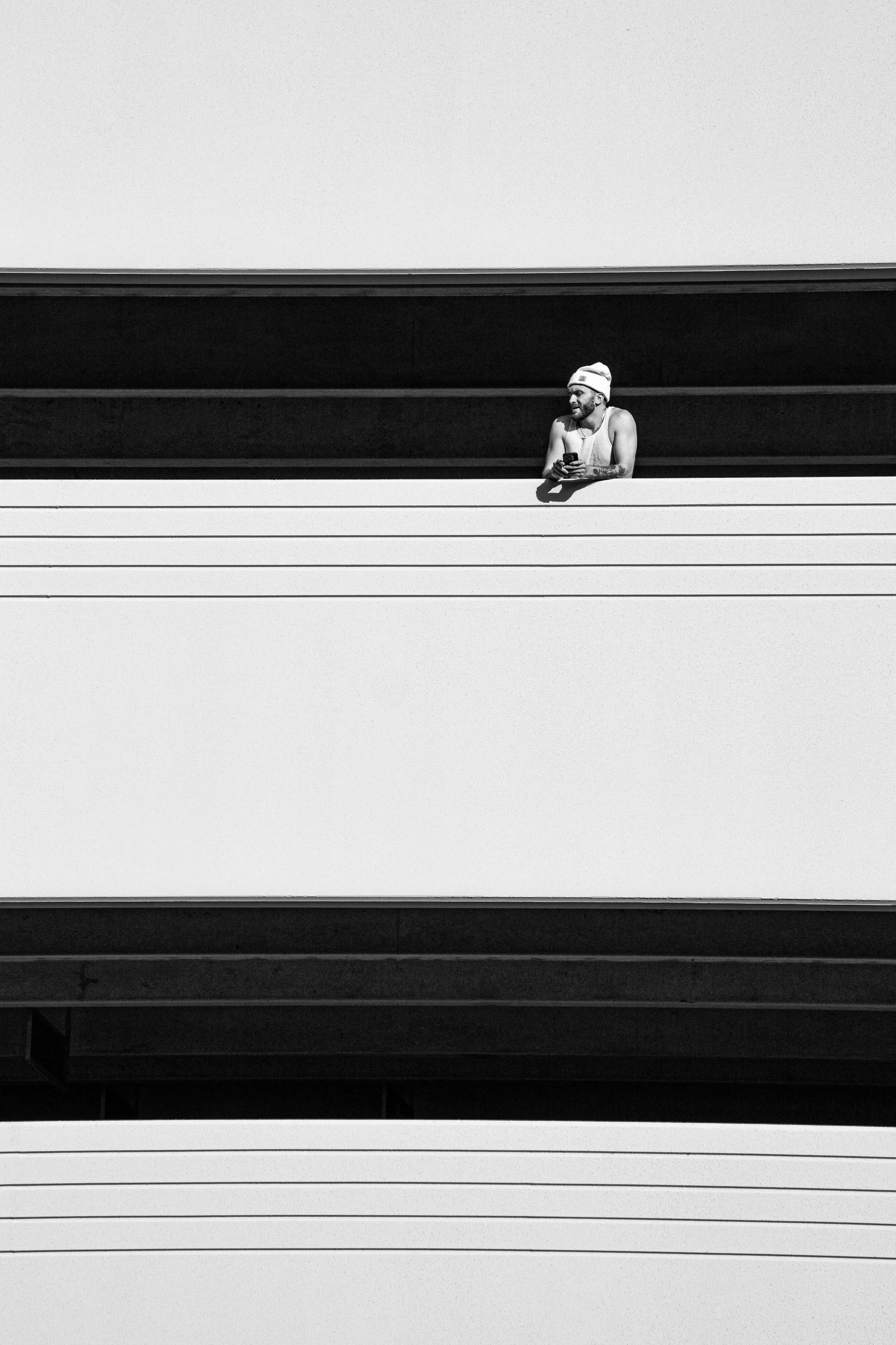 b&w-2 2.JPG