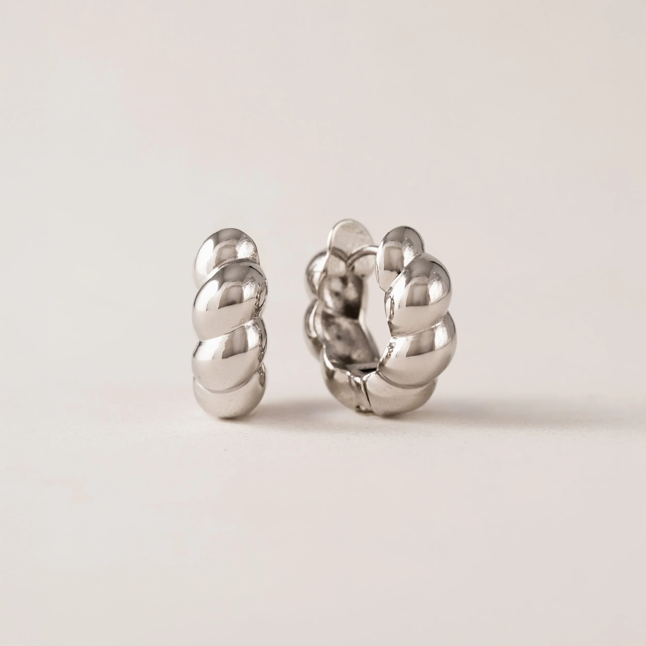 Croissant Puff Hoop Earrings - Lover's Tempo
