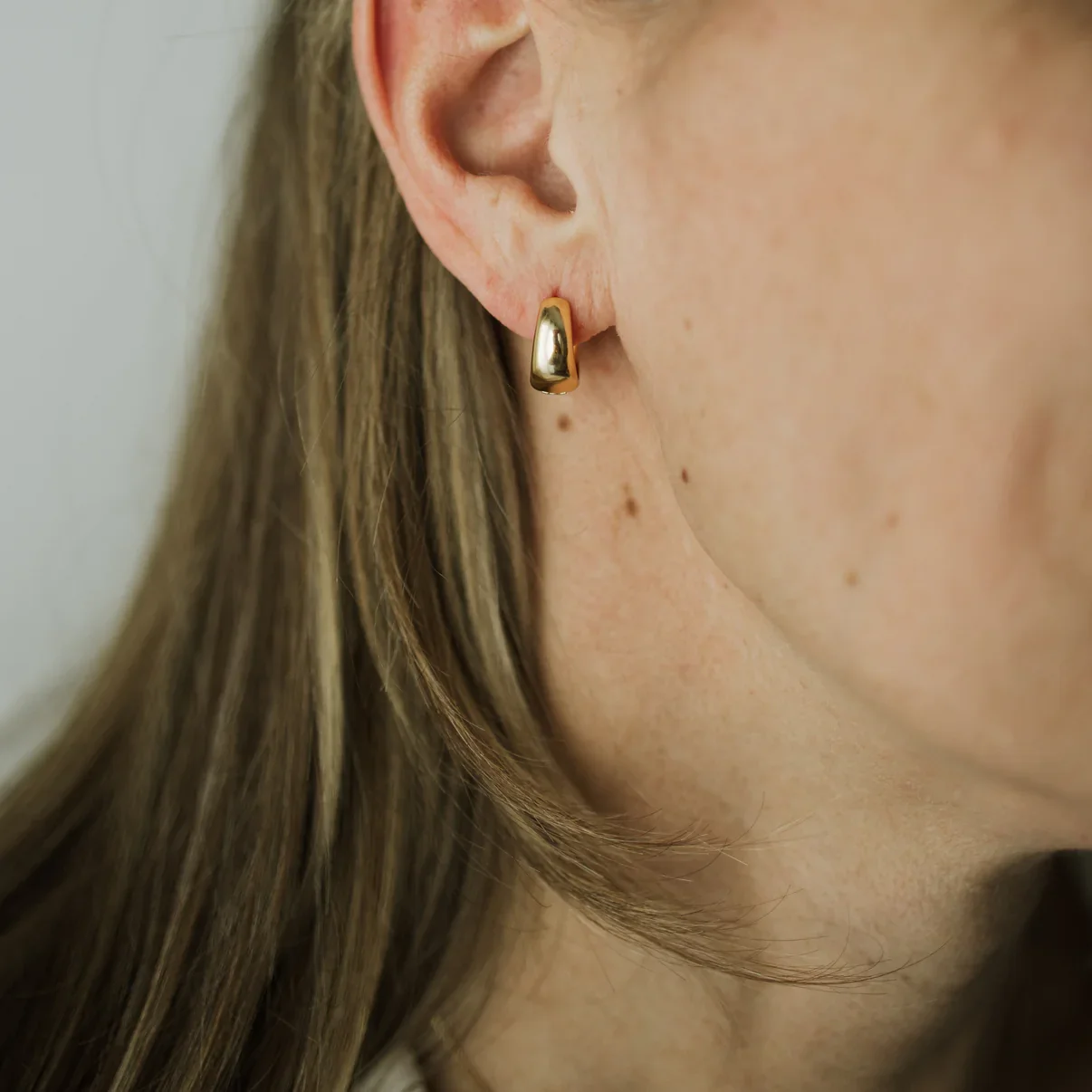 SRC Rosie Hoops 2.webp