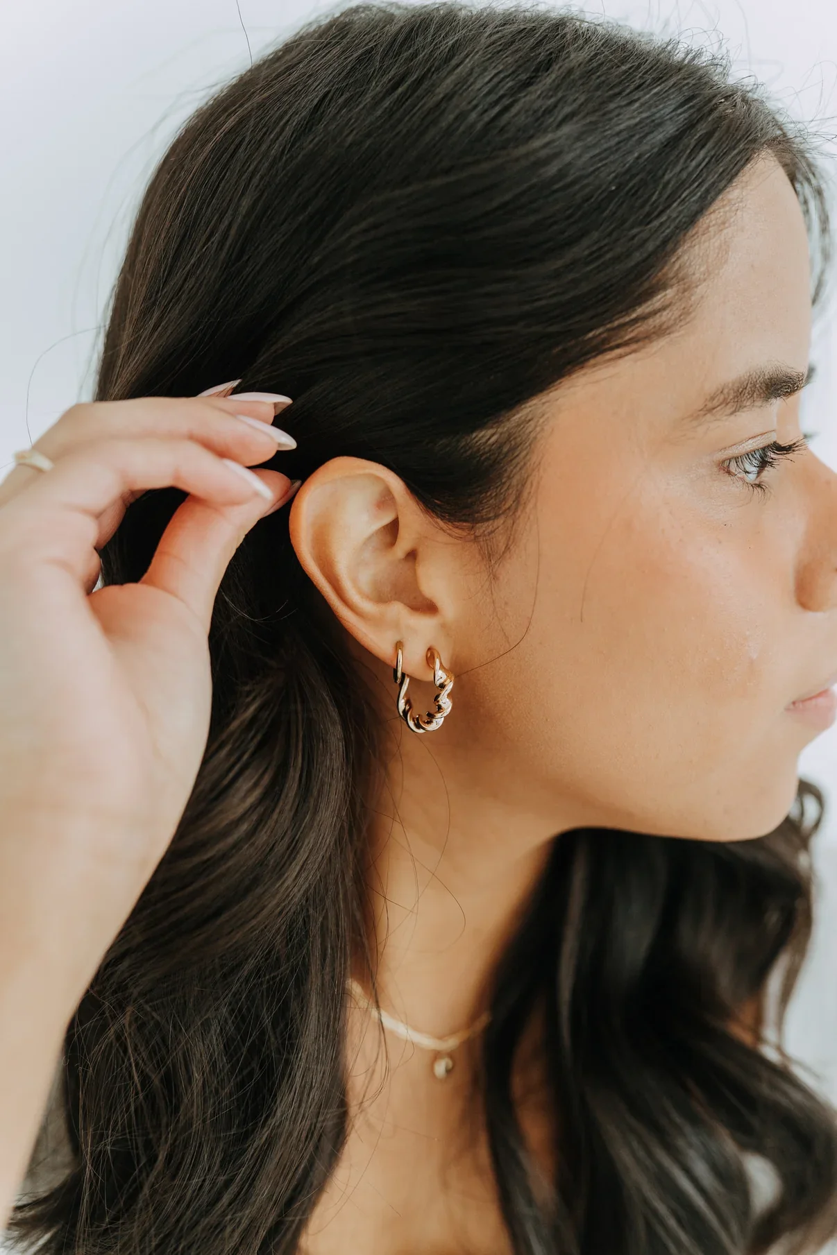 SRC_Ribbon Twist Hoops 5.webp