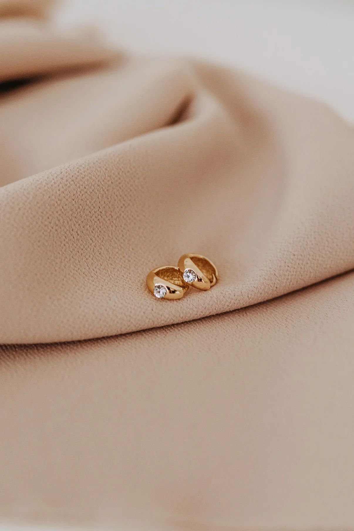 SRC_Gemma Huggie Hoops .webp