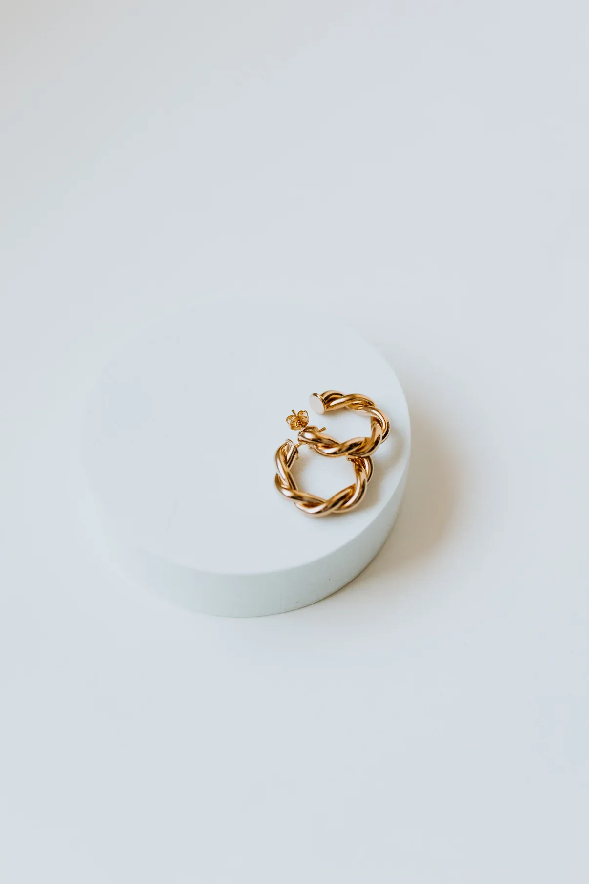 SRC Twist Hoops 5.webp