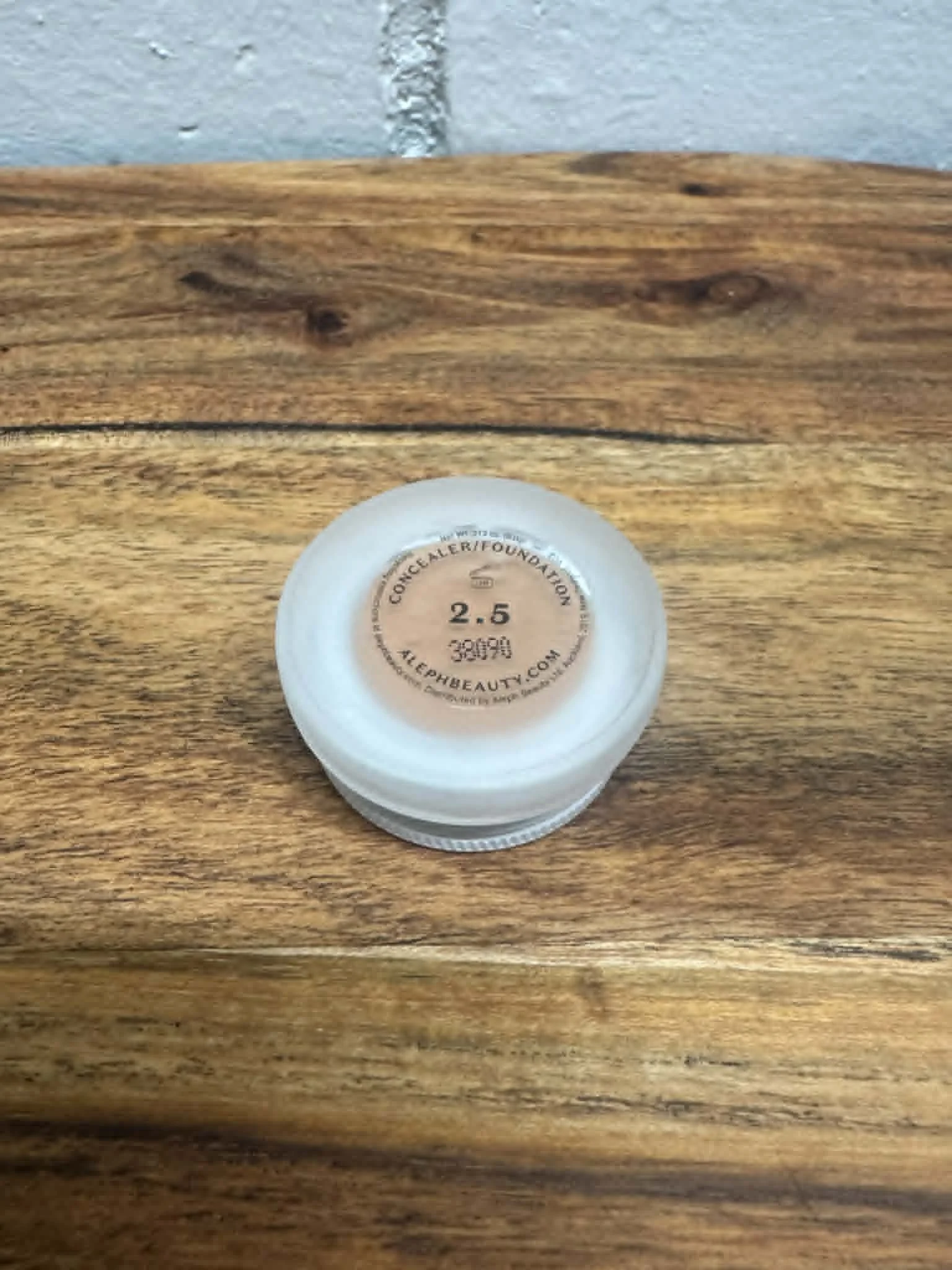 Concealer Foundation 2.5 Neutral / Warm - 6gm - Aleph Beauty