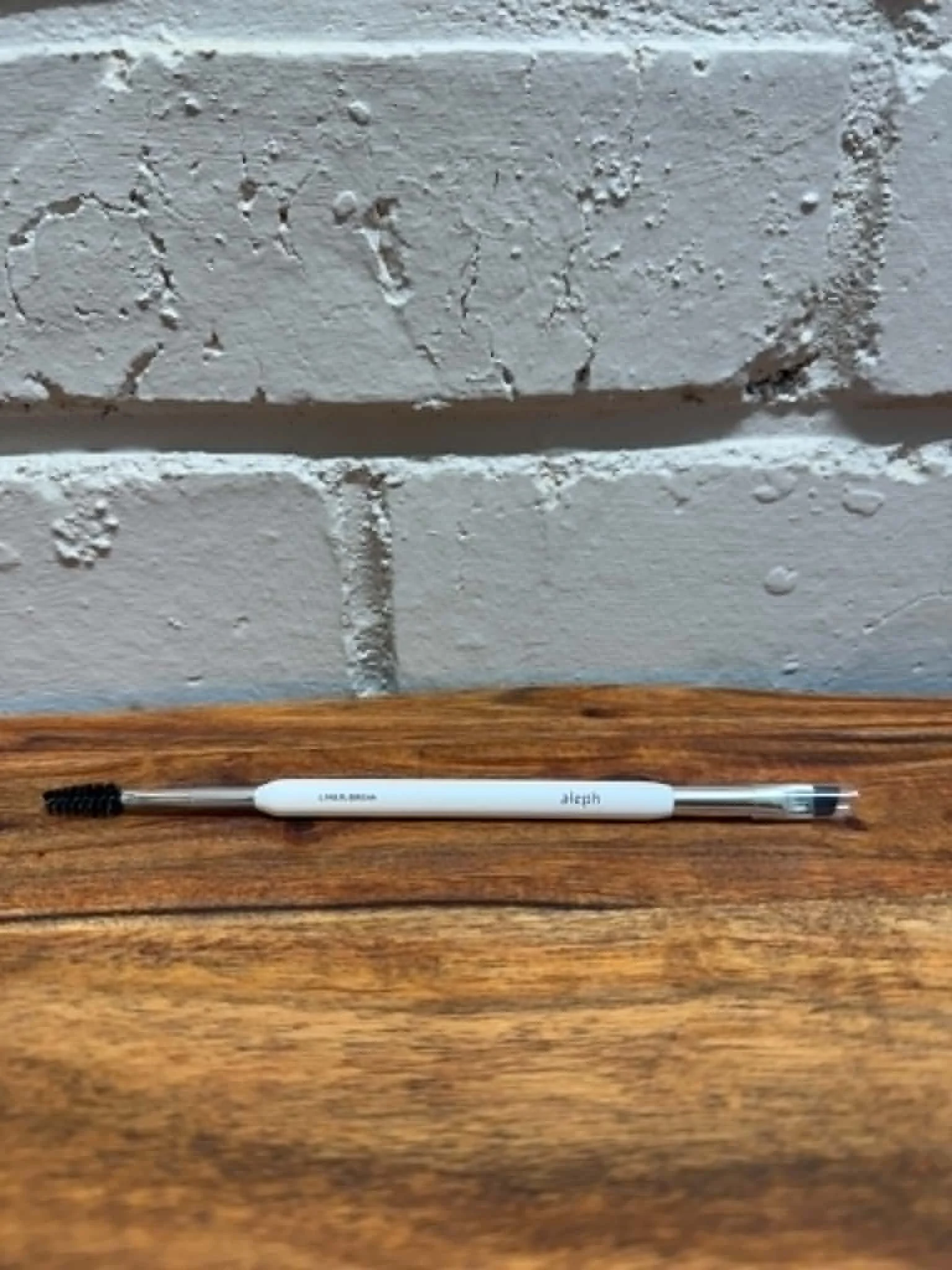 mascara brush.jpeg