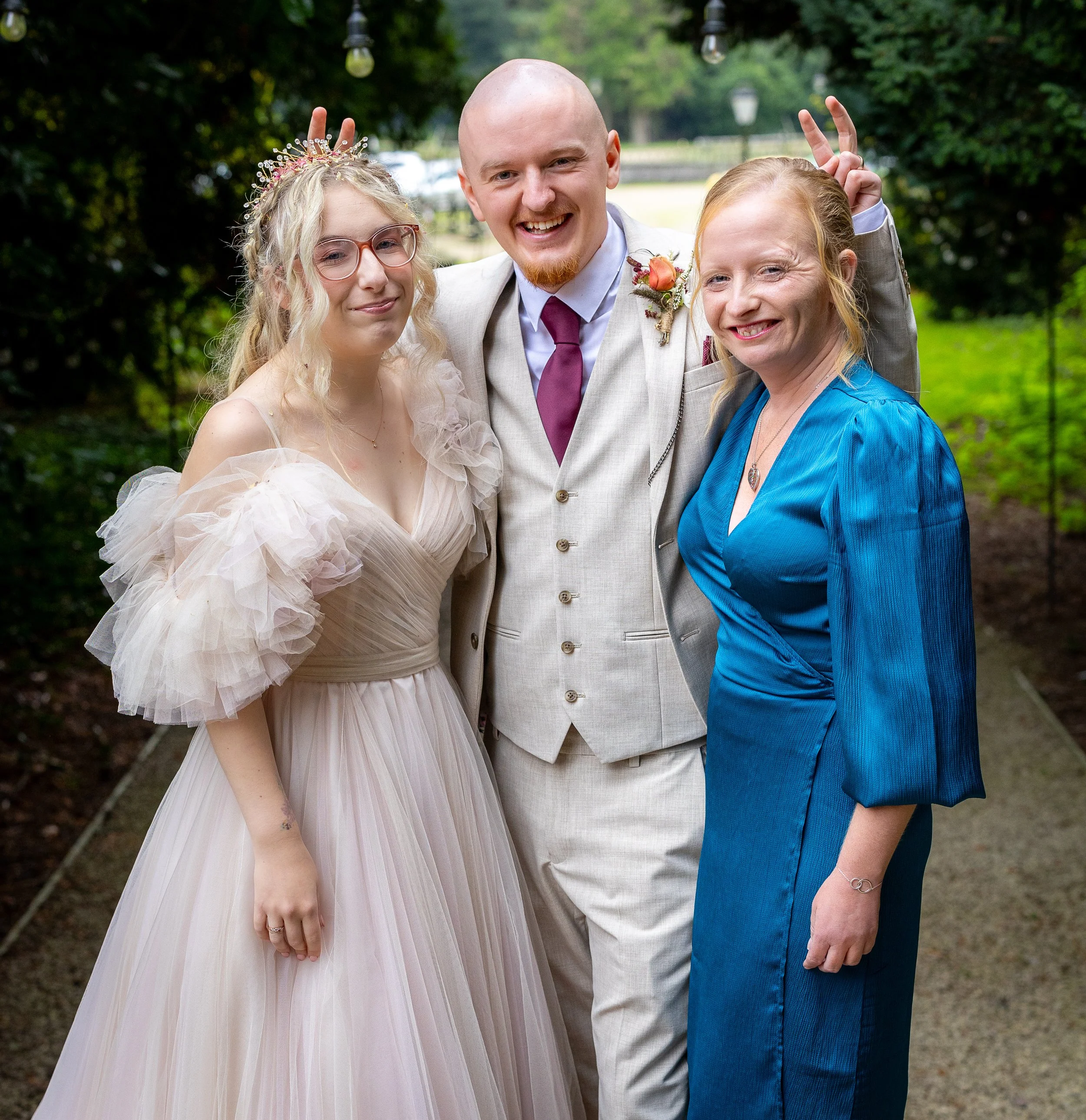 newly-married-couple-with-friends.jpg