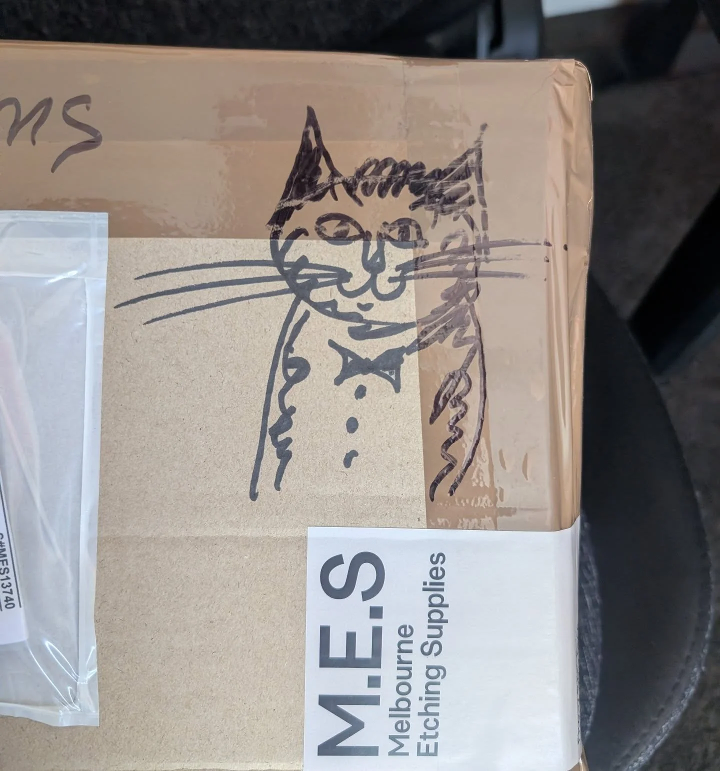 @melbourne.etching.supplies out here sending us masterpieces on our parcels 😺
Thank you MES 🫶
