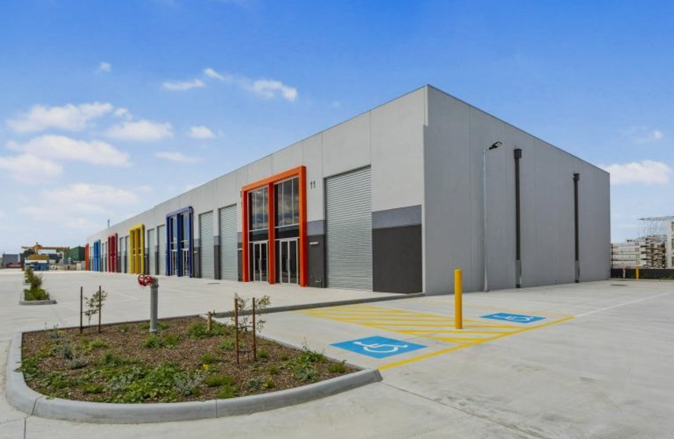 commercial electrical services across South Melbourne for showrooms