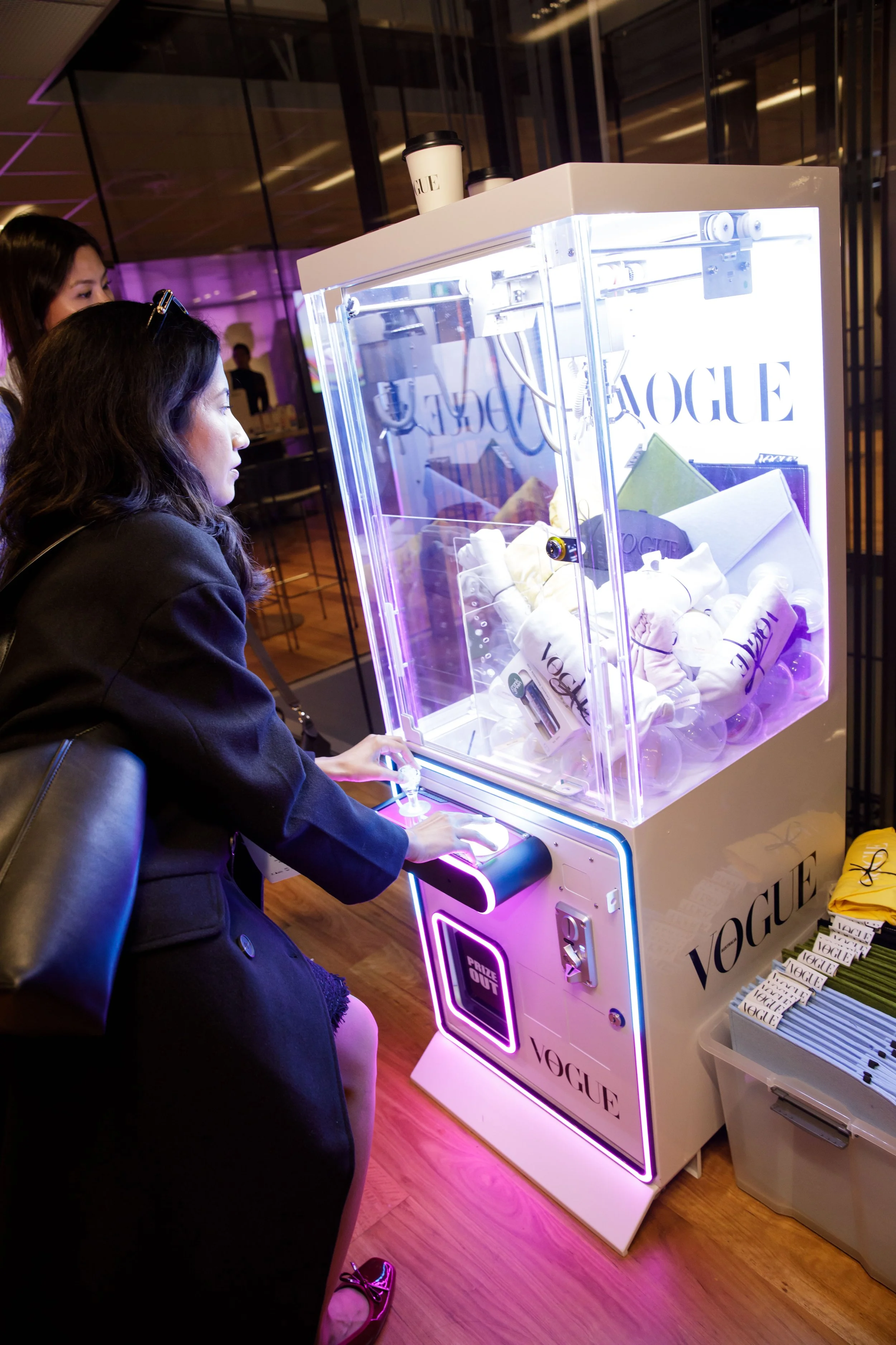 Medium Claw Machine Vogue 8.jpg.jpeg