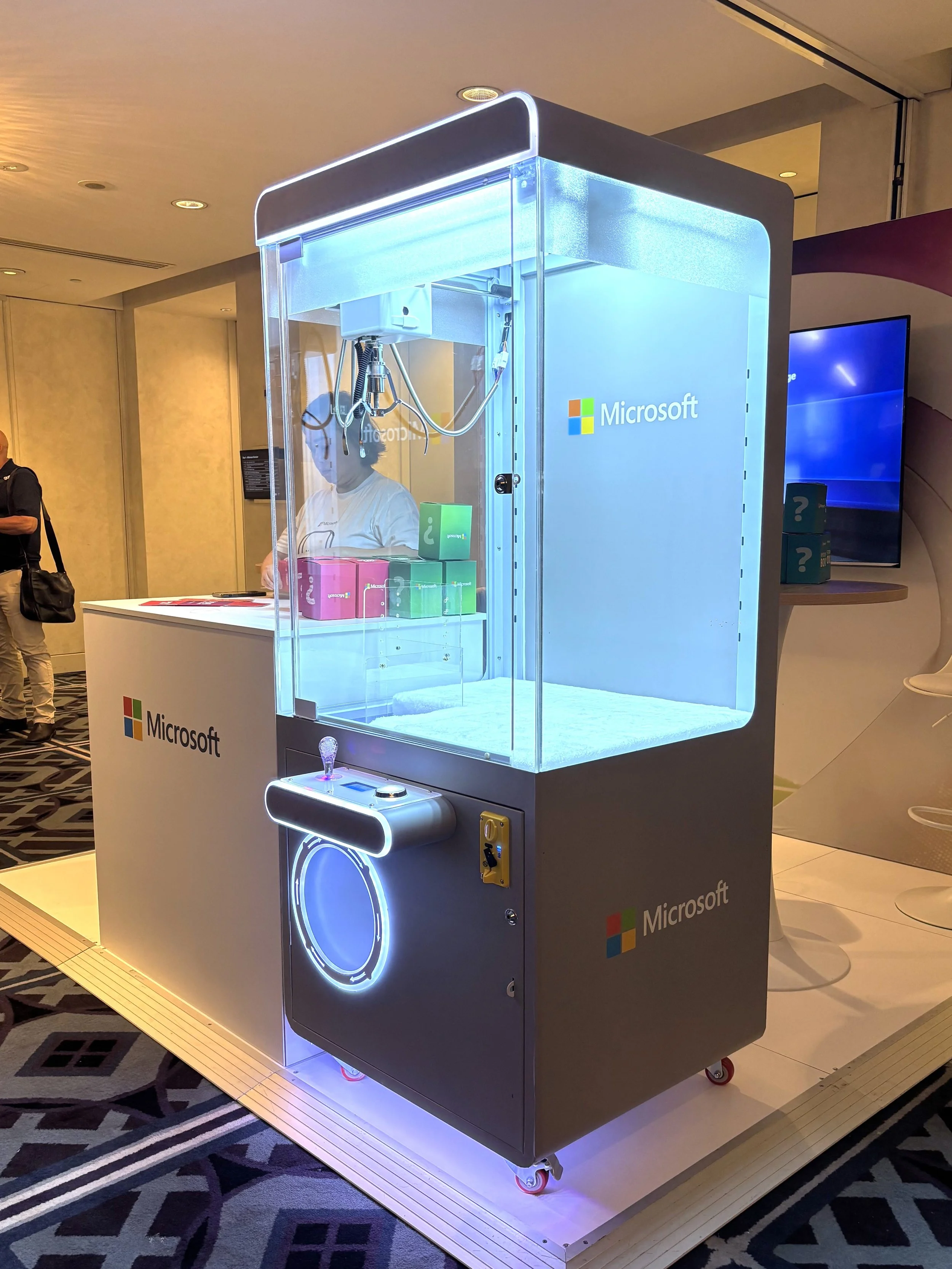 MICROSOFT Claw Machine Activation 1.jpg