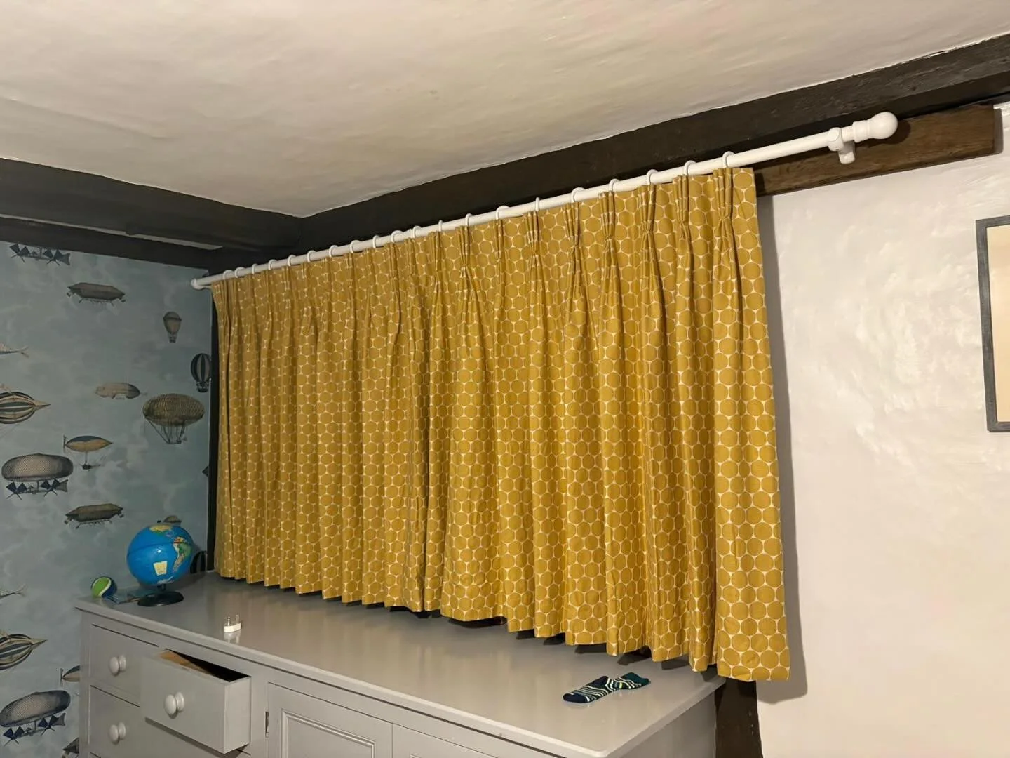 My client had a very awkward window which had Roman blinds at it with shutters behind them. This made opening the shutters nye on impossible from behind them. Time for curtains which pull out of the way of the shutters&hellip;..taaadaaaaaa. Happy Val