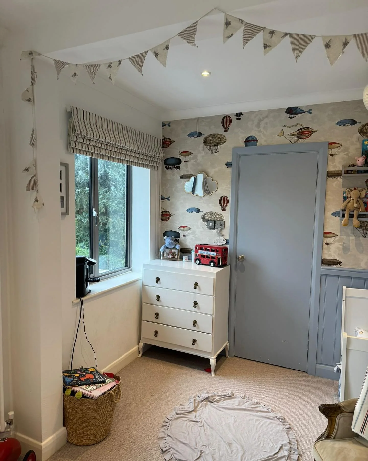 Absolutely love these striped blinds in a little man&rsquo;s bedroom. I attached them to the existing headrails but added in some safety features that weren&rsquo;t present with the last blinds. Yes, I&rsquo;m more than happy to reuse anything to mak