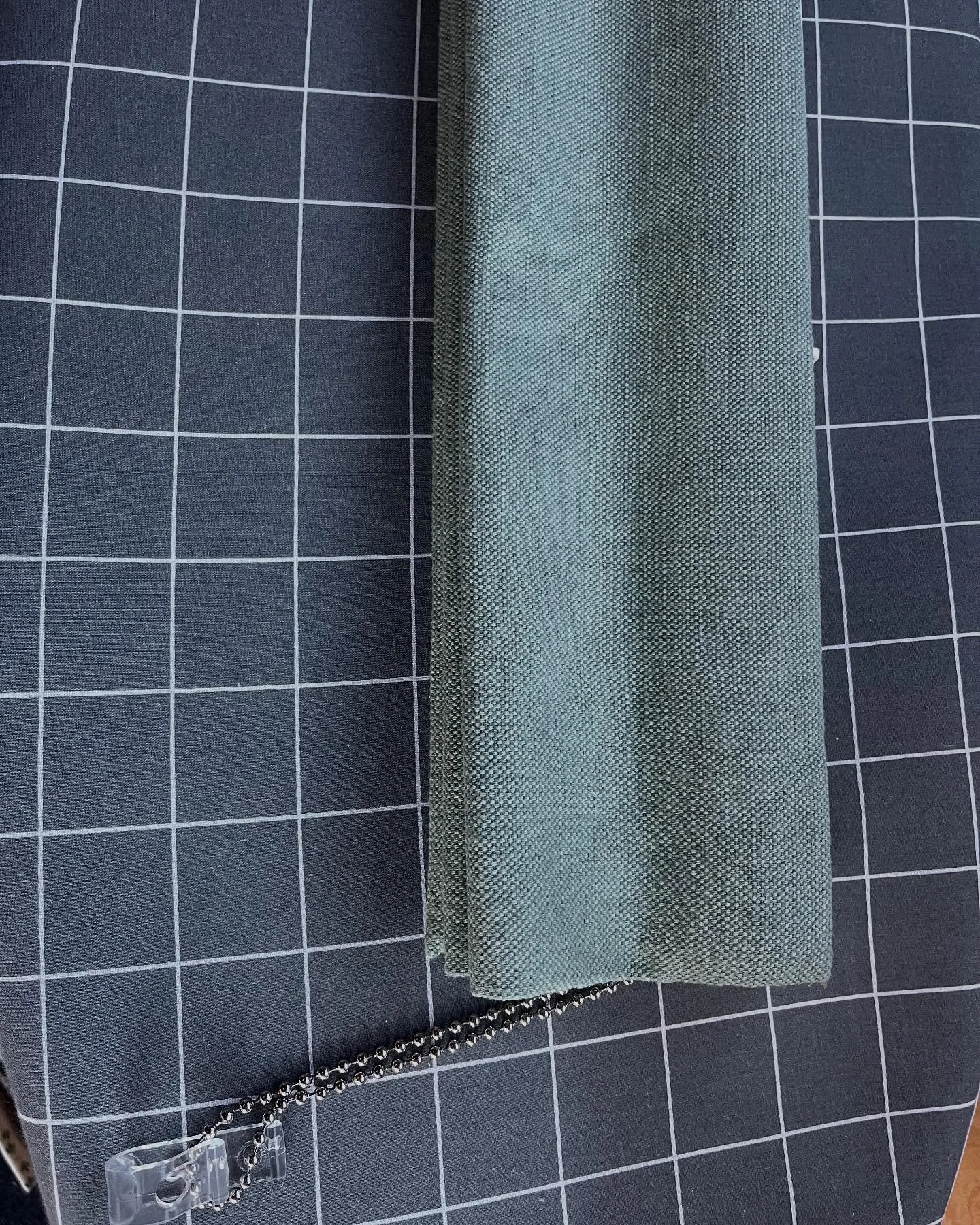 First photo is the most teeny tiny blind I&rsquo;ve ever made with a drop of 35cm! So cute. Second photo is two blinds for a bedroom and ensuite from my clients fabric that she&rsquo;s had just waiting for the right room&hellip;&hellip;hope you&rsquo