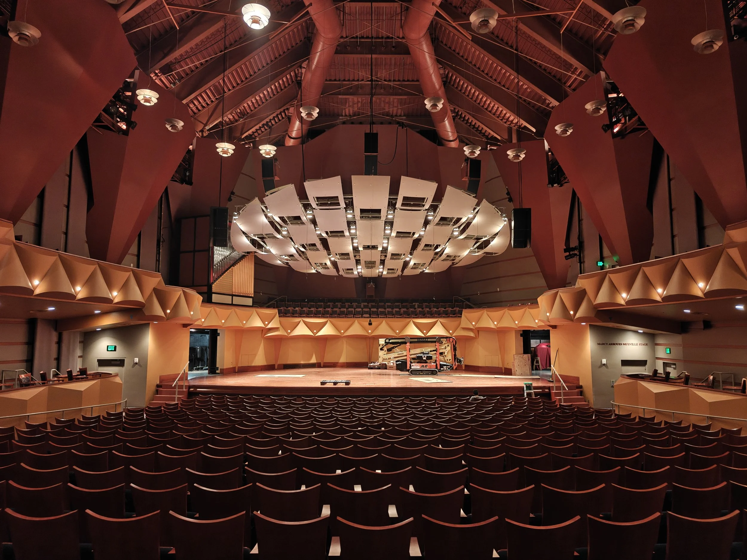 Cal State Fullerton - Meng Concert Hall
