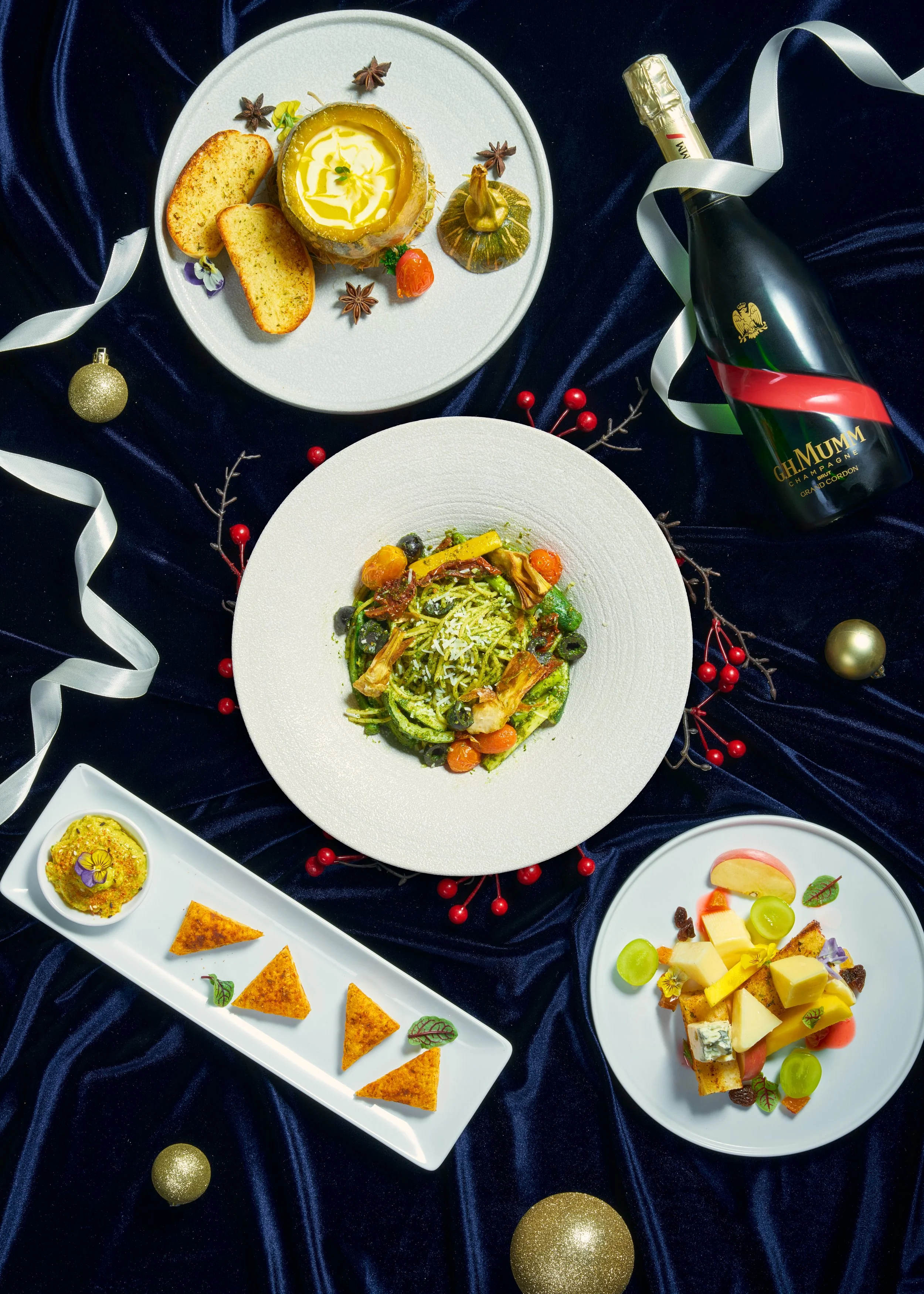 Sailing Club New Year Collection