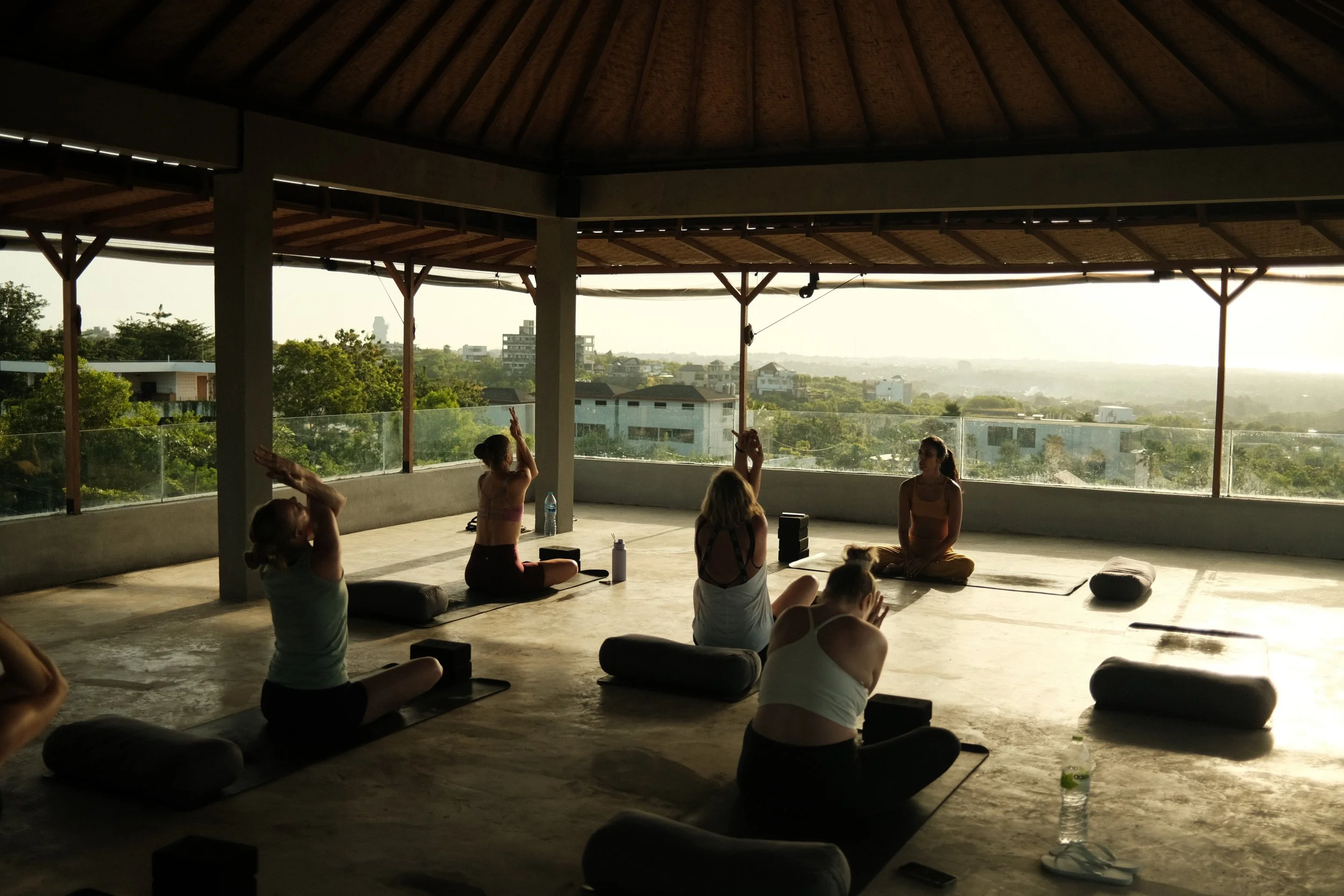 bedriftsyoga Oslo yoga for bedrifter stressmestring ansatte