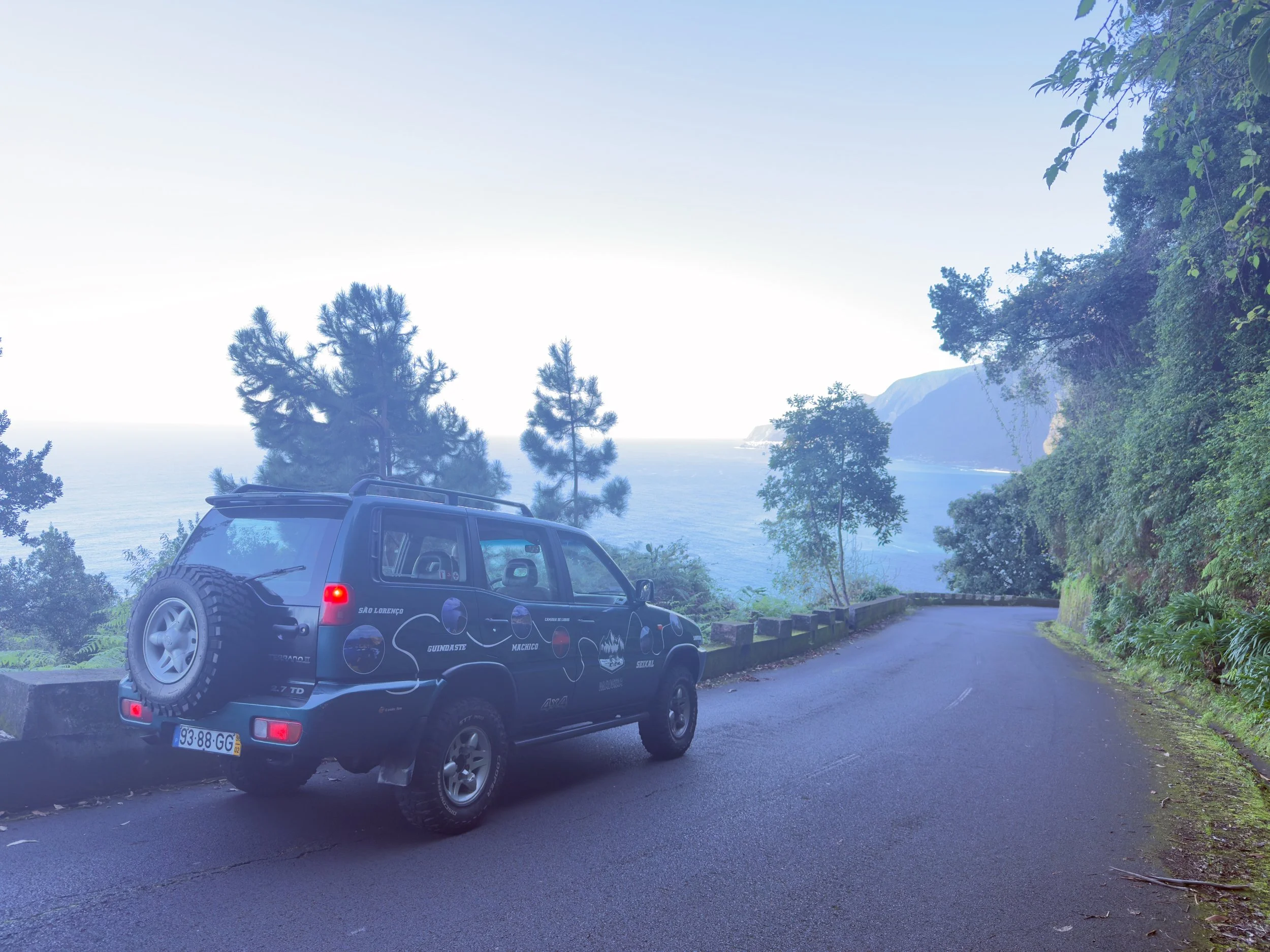 Tours na ilha da madeira. Tour 4x4. Passeios em grupo. Safari Madeira O que fazer na madeira. Atividades em grupo.
