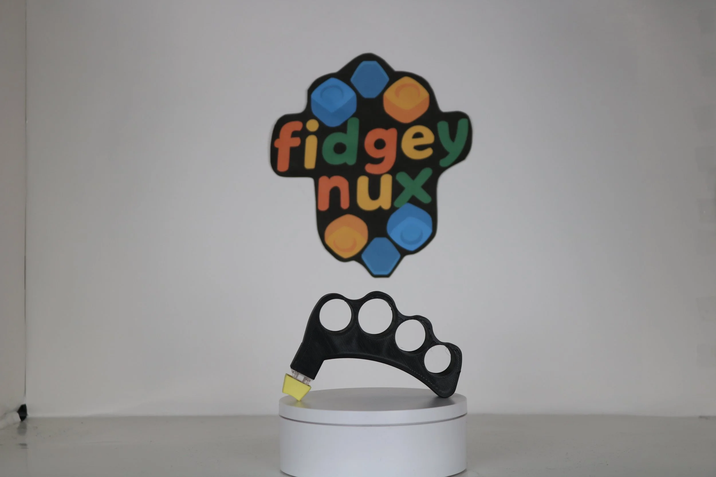 Nux (with 90-degree key)