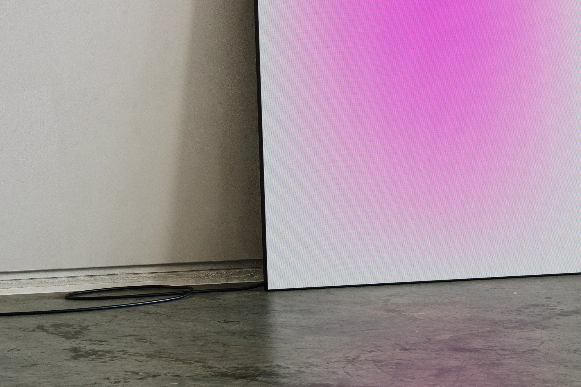 Vertical_Display_5 3.webp