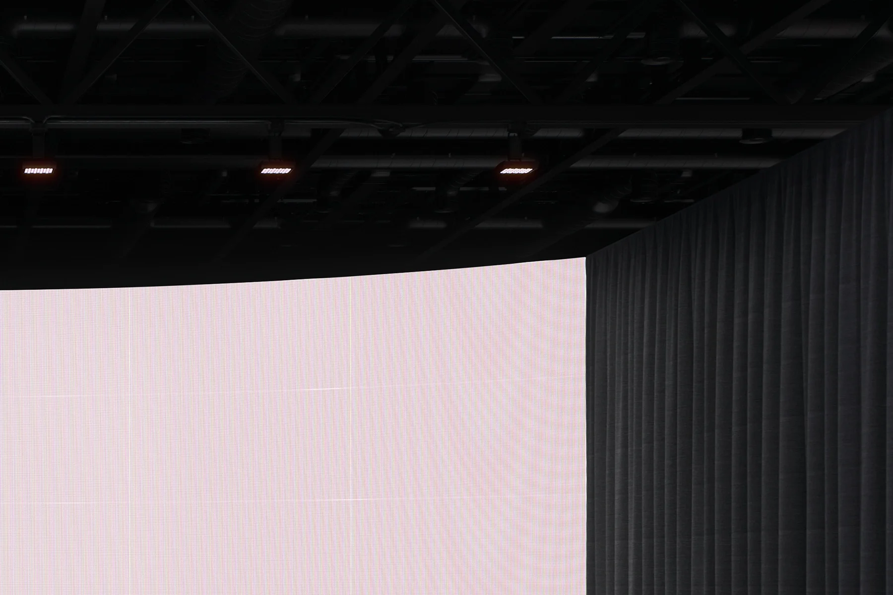 Large_Screen_6_4.webp