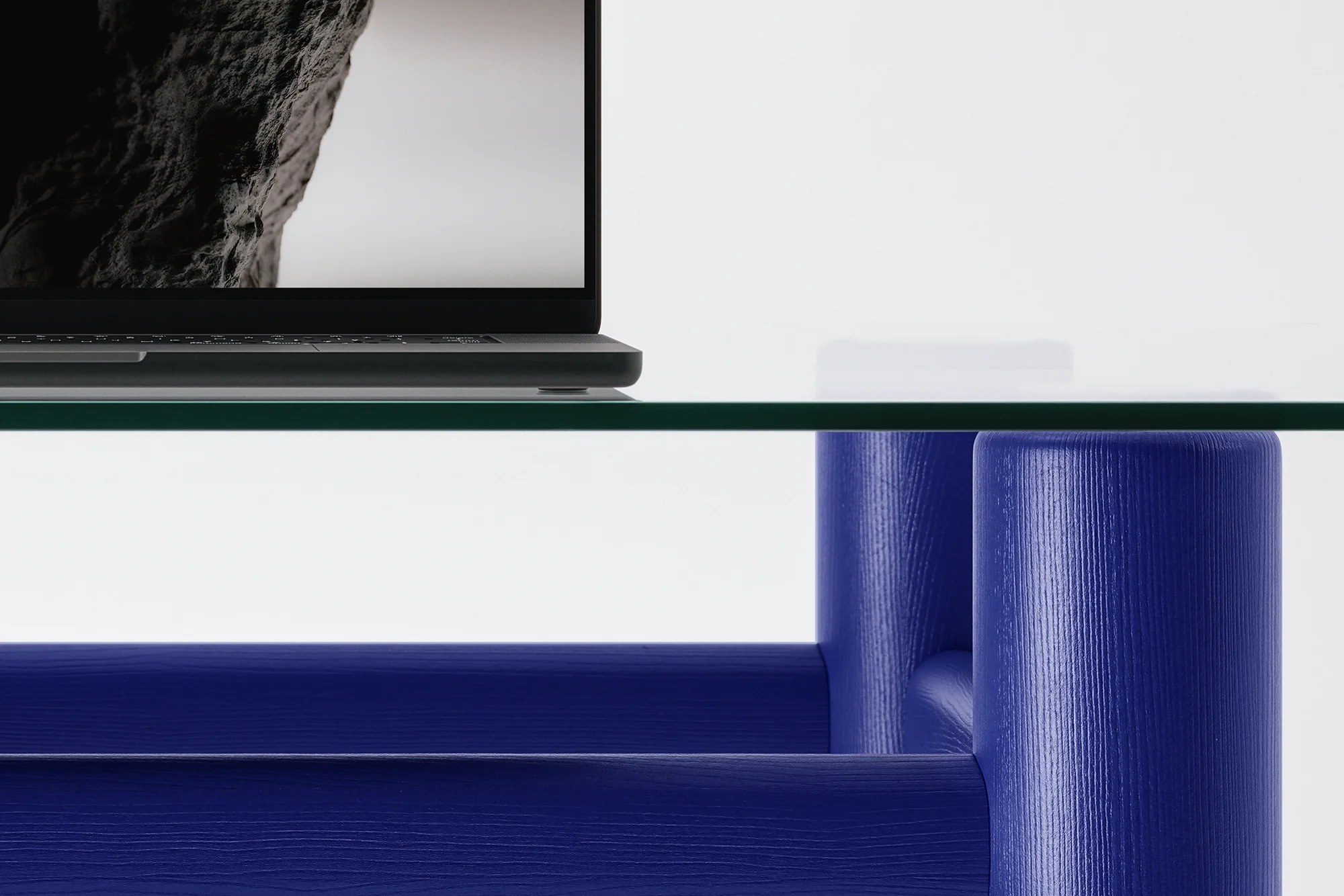 MacBook_Pro_27 3.webp