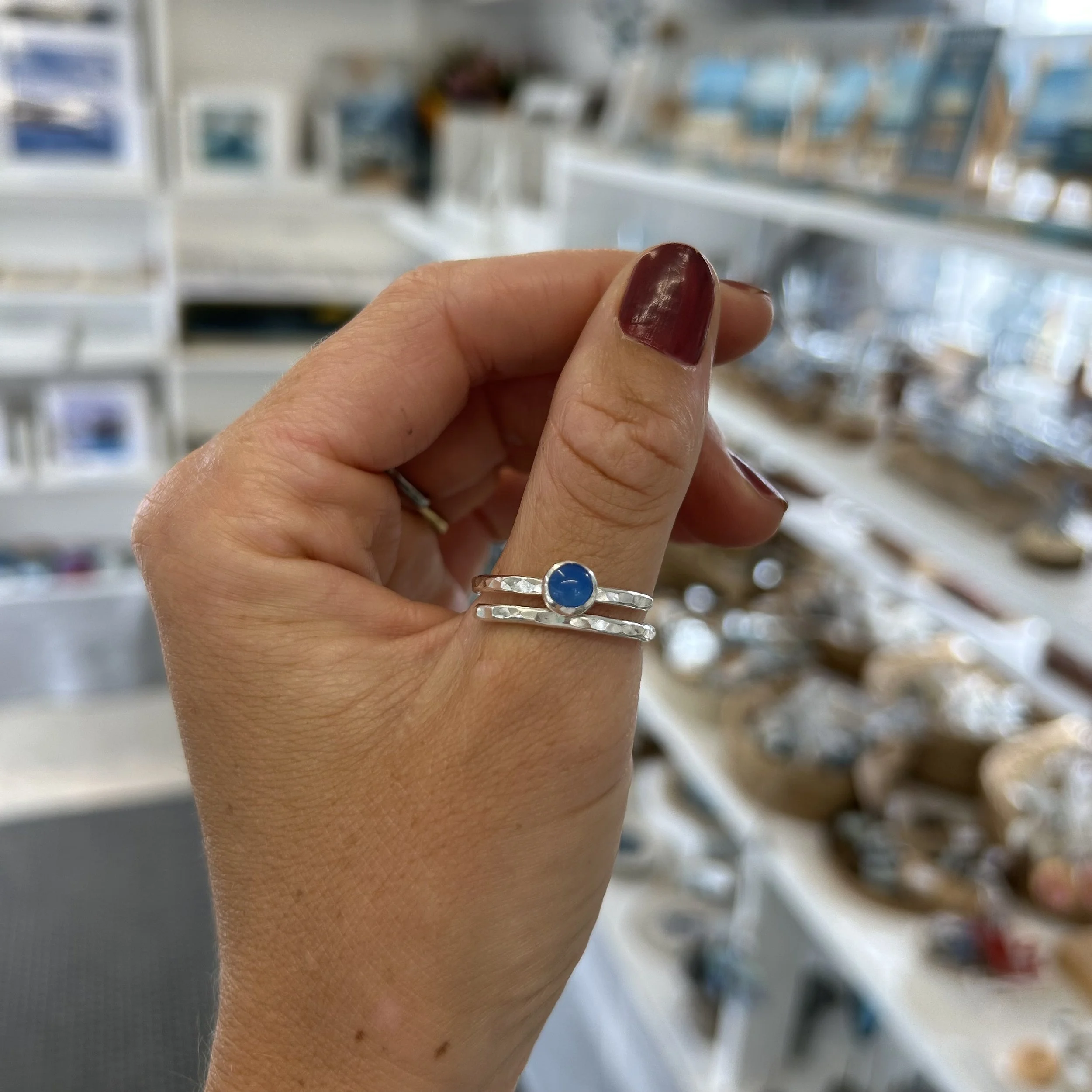 Blue Cabochon Stone Setting Wrap Ring