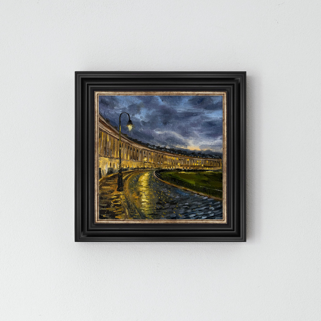 The royal crescent at dusk in frame.png