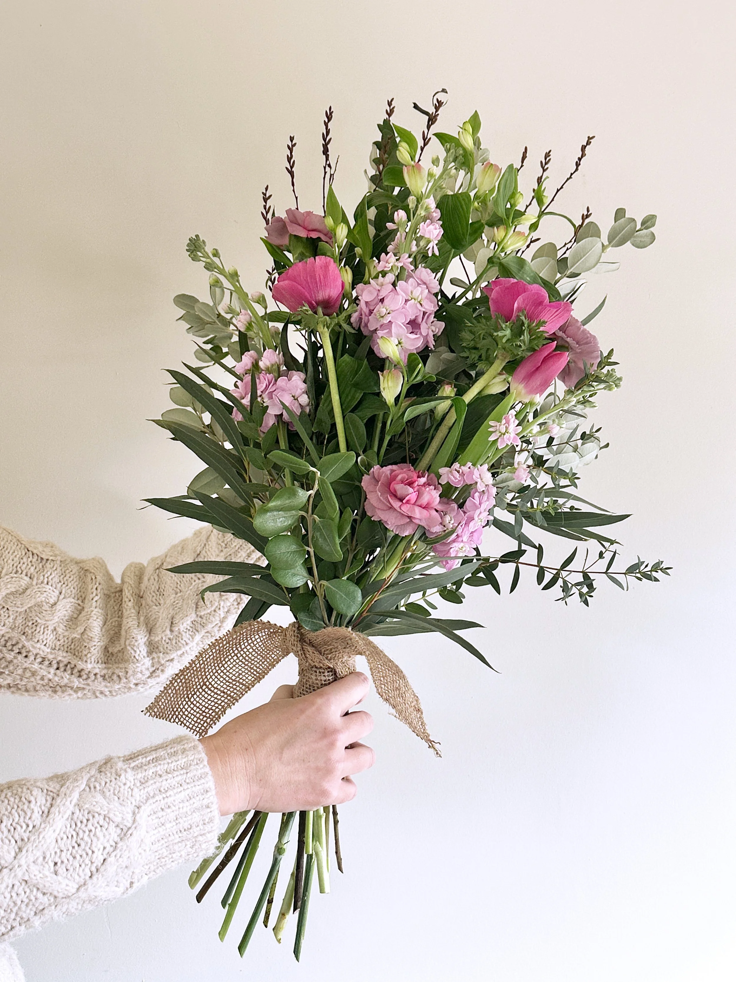 in-memory-of-mum-hand-tied-sheaf.jpg
