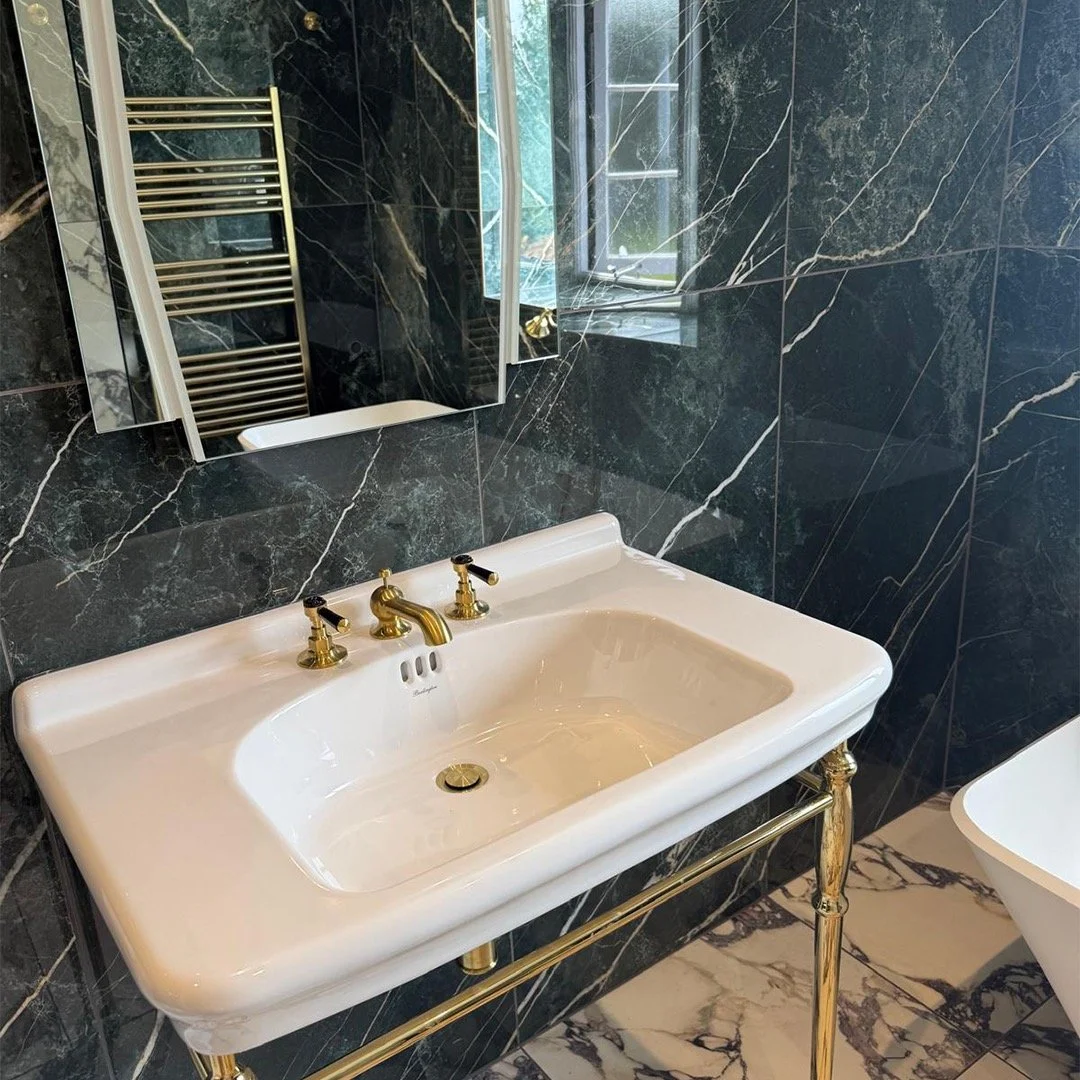 It's coming together.

More progress from our Birchington project.

The materials are beginning to settle now, and the intended atmosphere is slowly emerging.

Malachite green, marble-inspired patterns and classic detailing create a deeper, more grou