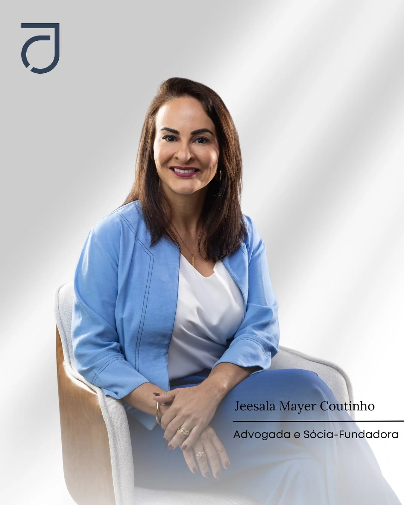 Conheça a mente estratégica e Sócia-Fundadora do nosso escritório: Jeesala Mayer Coutinho.
Advogada com especializações essenciais em Direito Público, Previdenciário, Trabalhista e Proteç