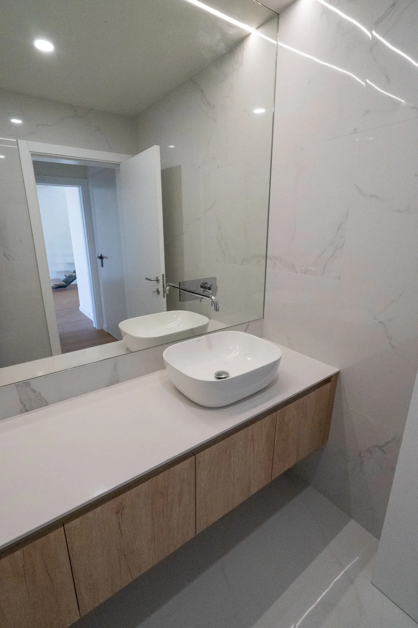 Edizur: Design e Acabamentos Premium.