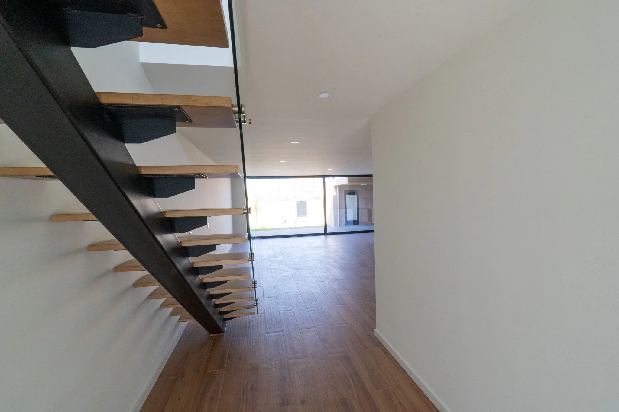 Edizur: Design e Acabamentos Premium.