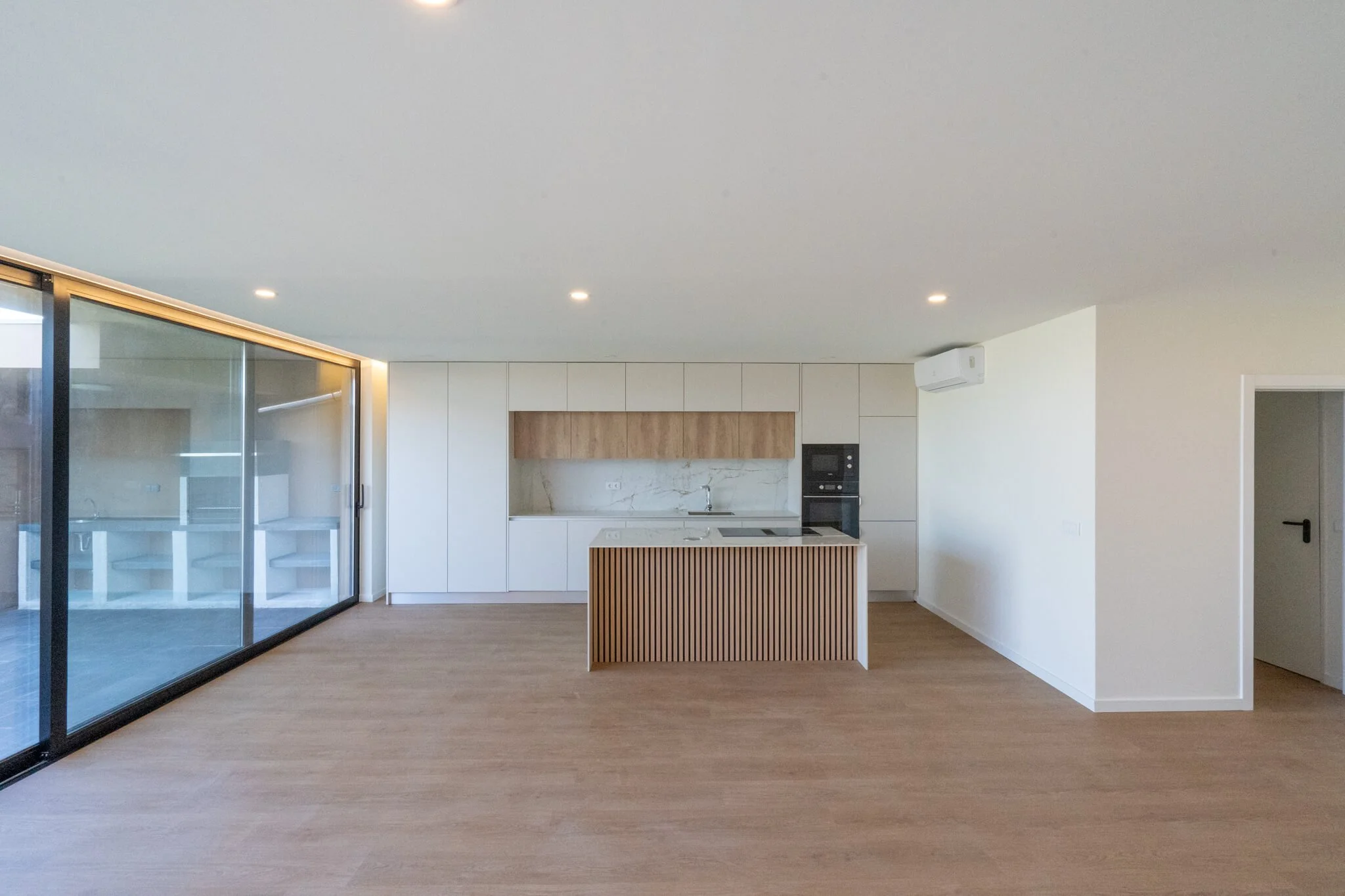 Imóveis novos com acabamento premium – Edizur