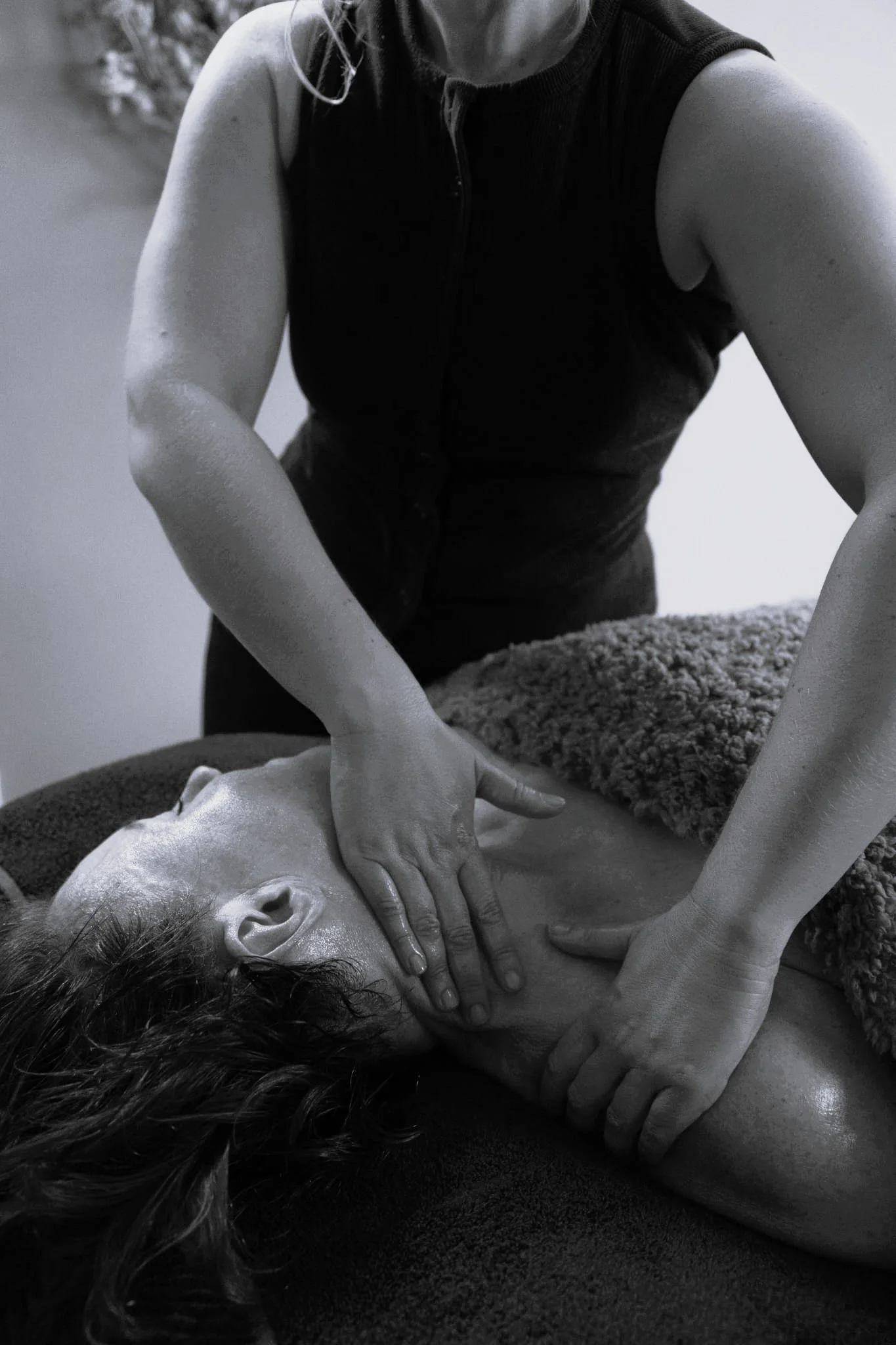 Face, Neck and Head Massage