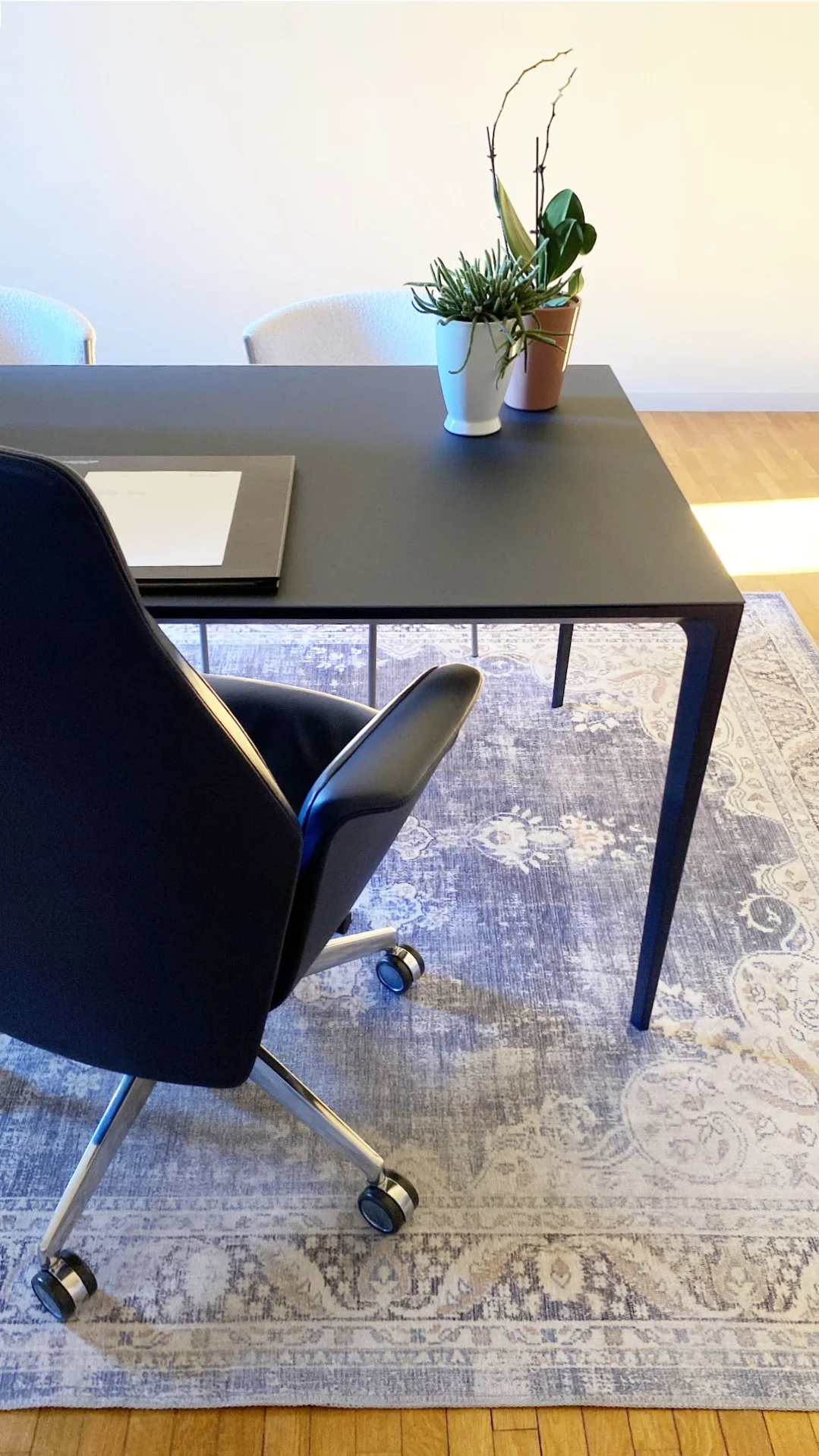 scrivania notaio_M.jpg