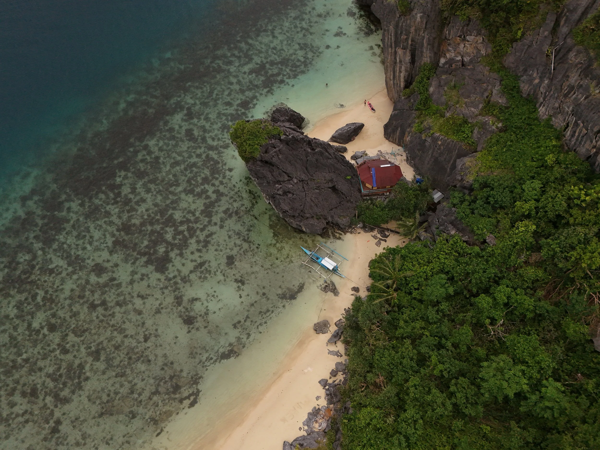 dji_fly_20250503_180300_0700_1766832061763_photo.jpg