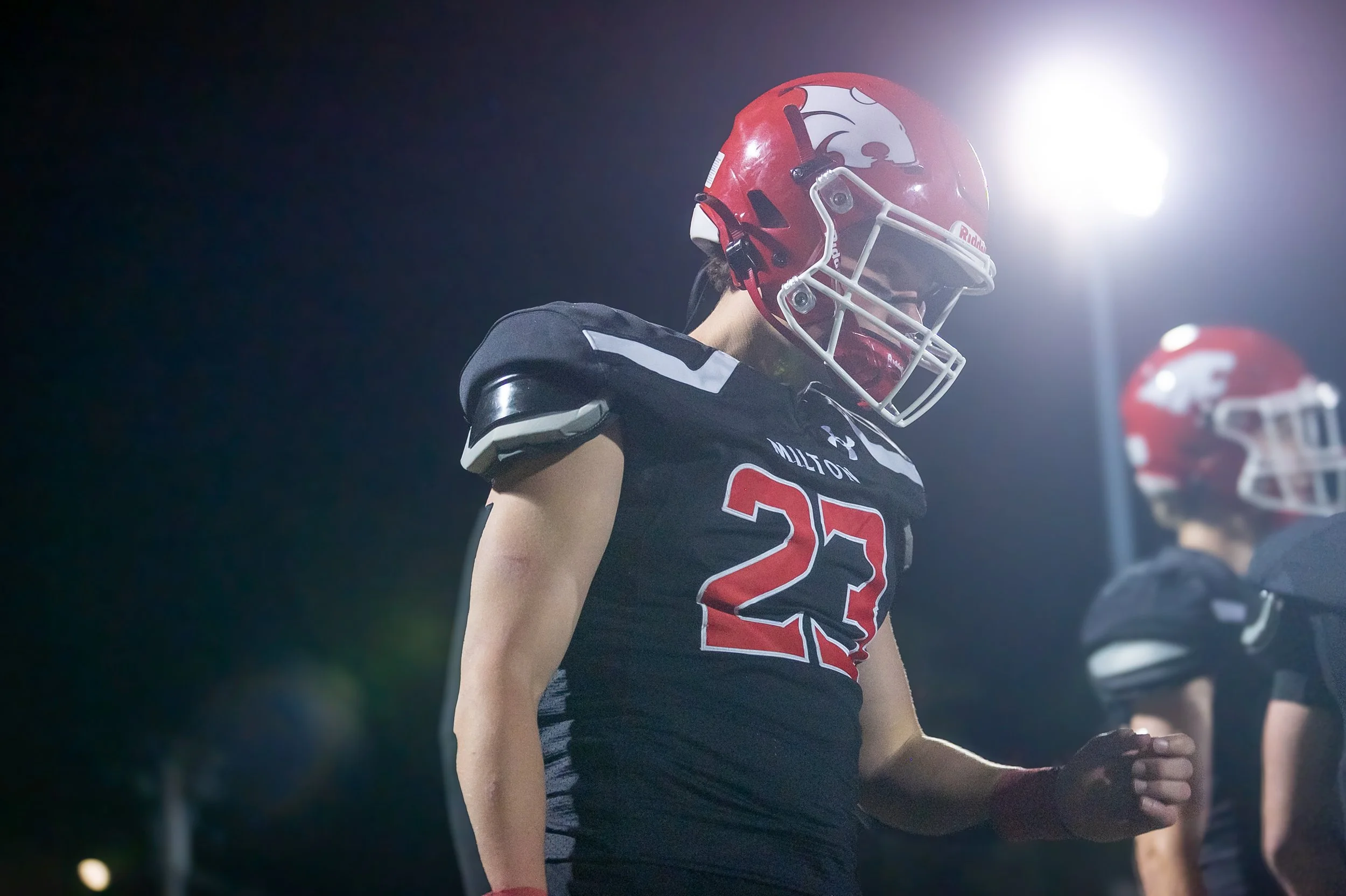 mhs football senior night 2025-43.jpg
