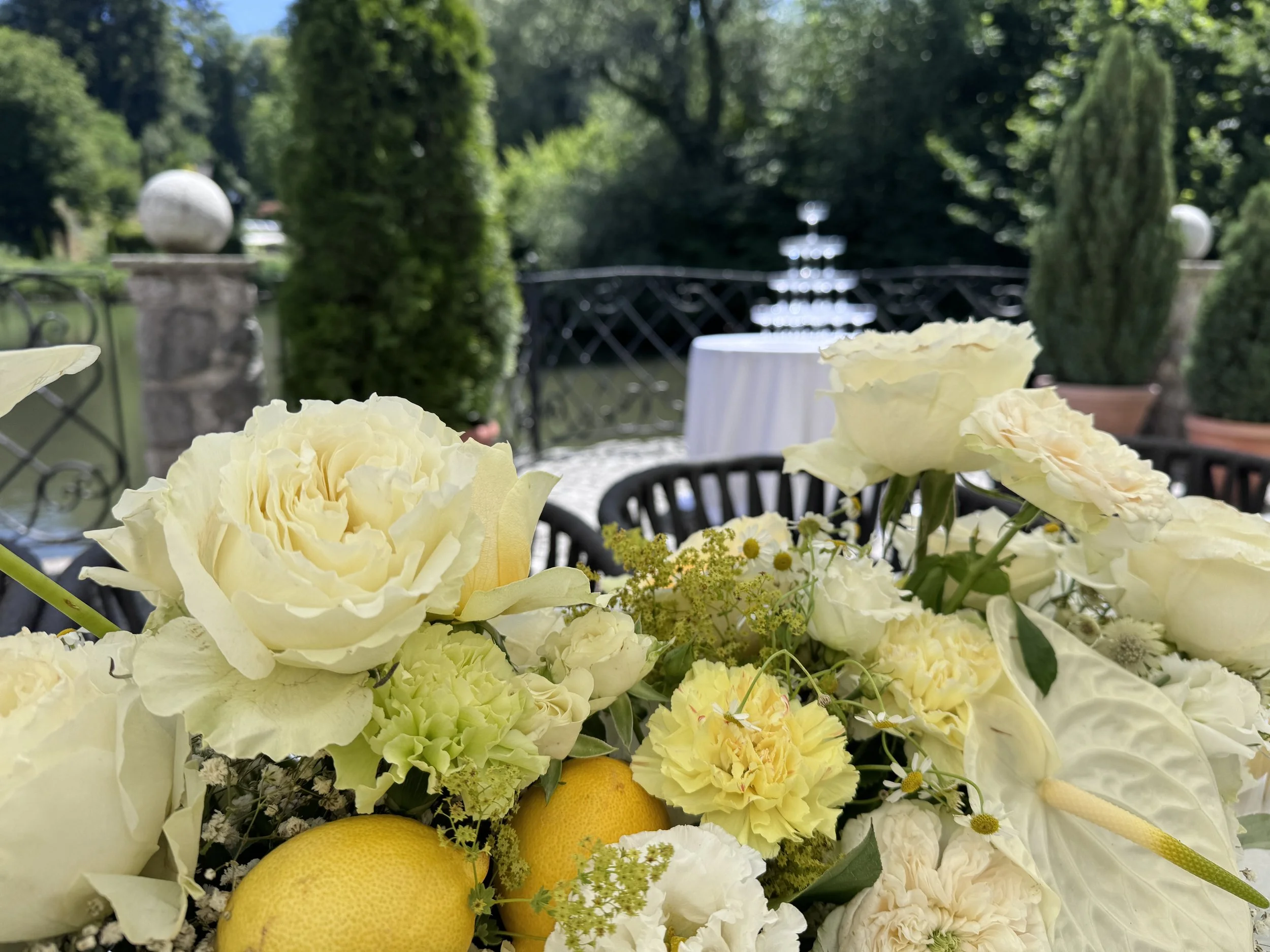 elegant-event-floraldesign-eventflorist-tirol-südtirol-hotel-tischdekoration-christian-altendorfer
