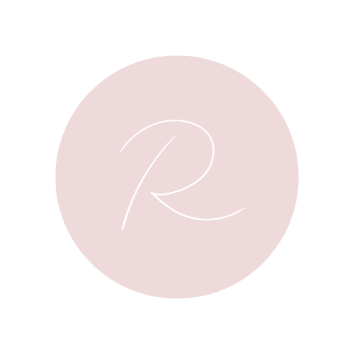 Soft pink circle with with R in the centre to represent the R in the REST method by Sleepy Mums, the R stands for Respond