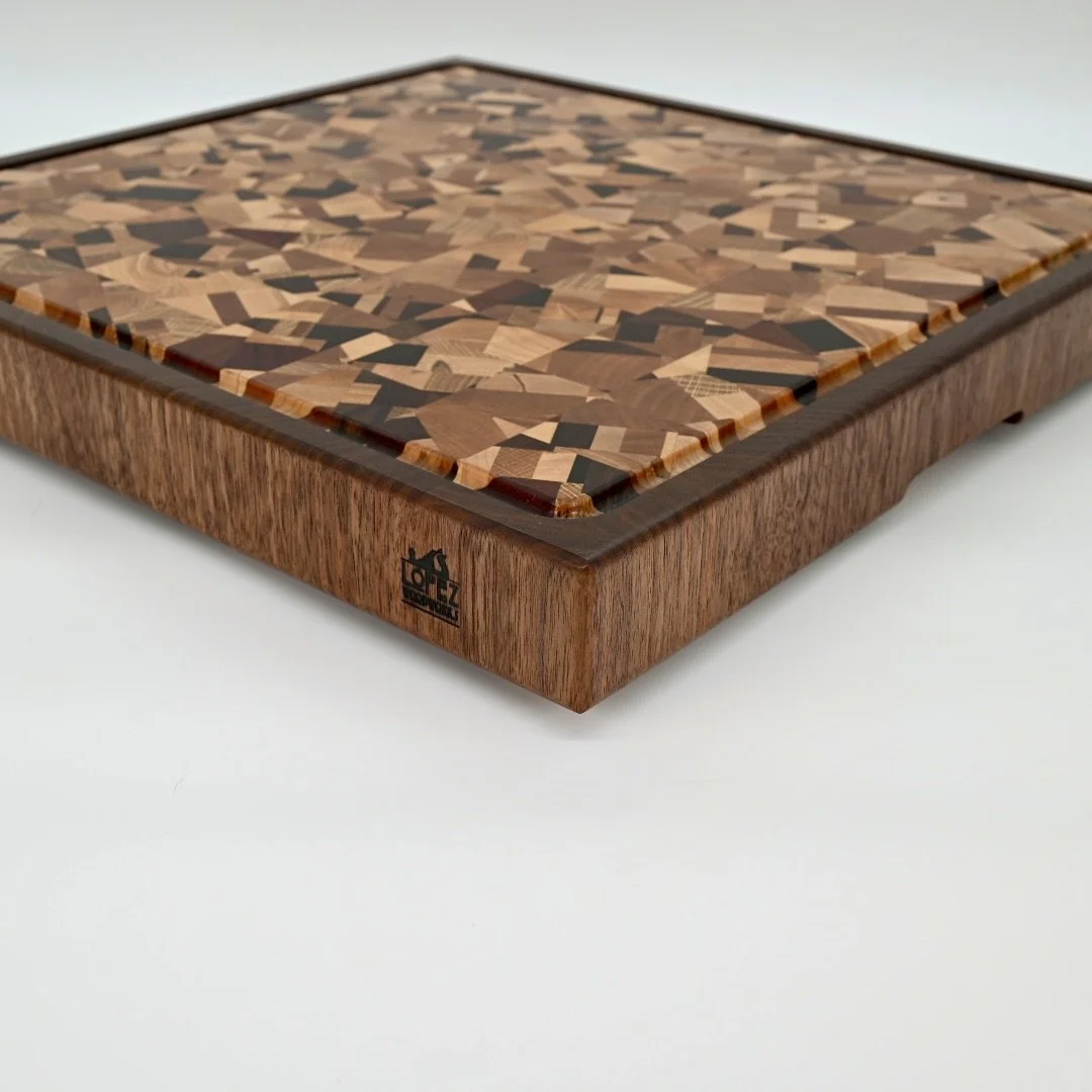 The Chaos Block-Walnut Border