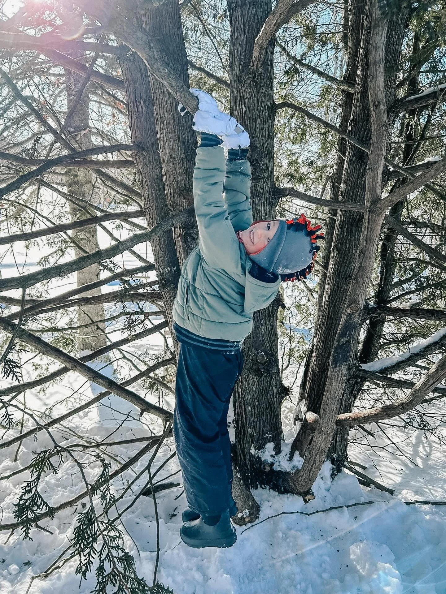 WEEK ONE | WINTER SESSION | FRIDAY CREW | BRIGHTON

Weekly Theme: Winter Session Welcome- Frosty Faces, Warm Connections

What a beautiful winter day spent together! We began our morning in circle, getting to know one another. Then settled in with a 