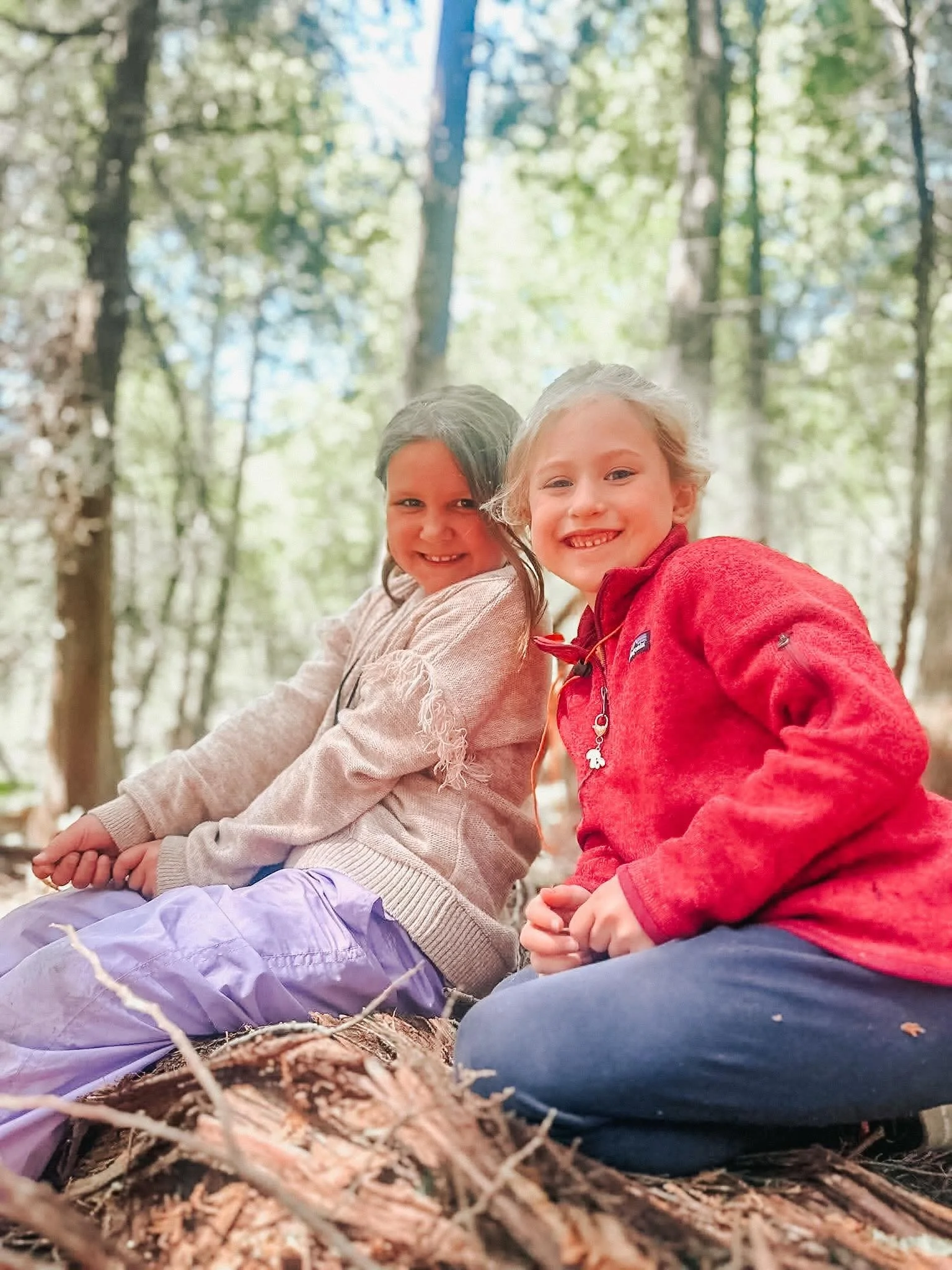 WEEK SEVEN | SPRING SESSION | COBOURG CHIPMUNKS | FRIDAY CREW

Weekly Theme: Whittle Wood Enchantments 

🌲 We had a gorgeous breezy day. In our opening circle we sang our new song Land of the Silver Birch and discussed working with wood and caring f
