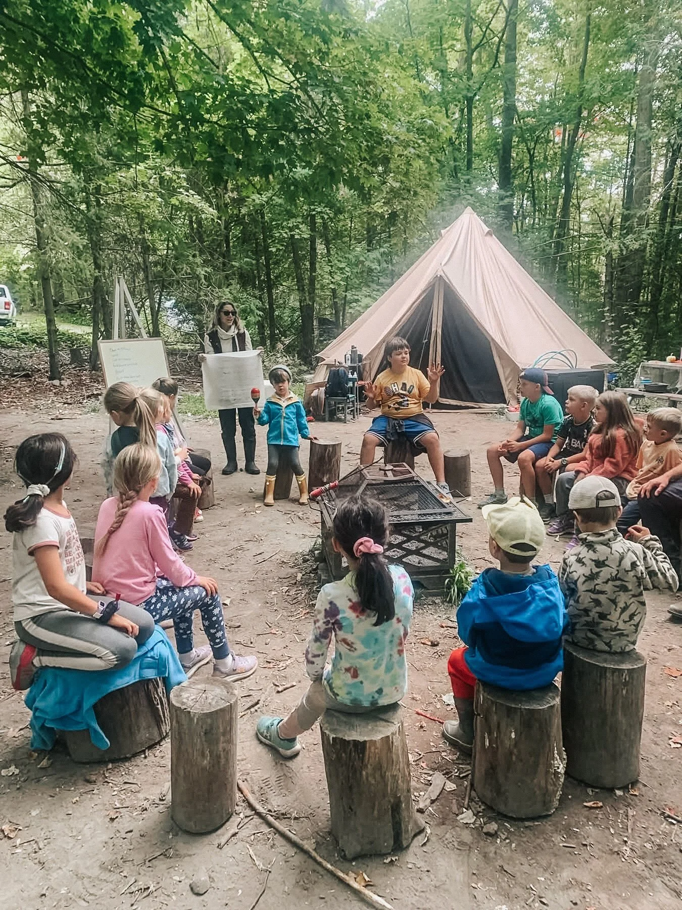 WEEK THREE | FALL SESSION | CAVAN | TUESDAY CREW

Weekly Theme: The Listening Wild | National Day of Truth &amp; Reconciliation &bull; Remembering &bull; Storytelling &bull; Connection

This morning we began with snack &amp; child led time before our