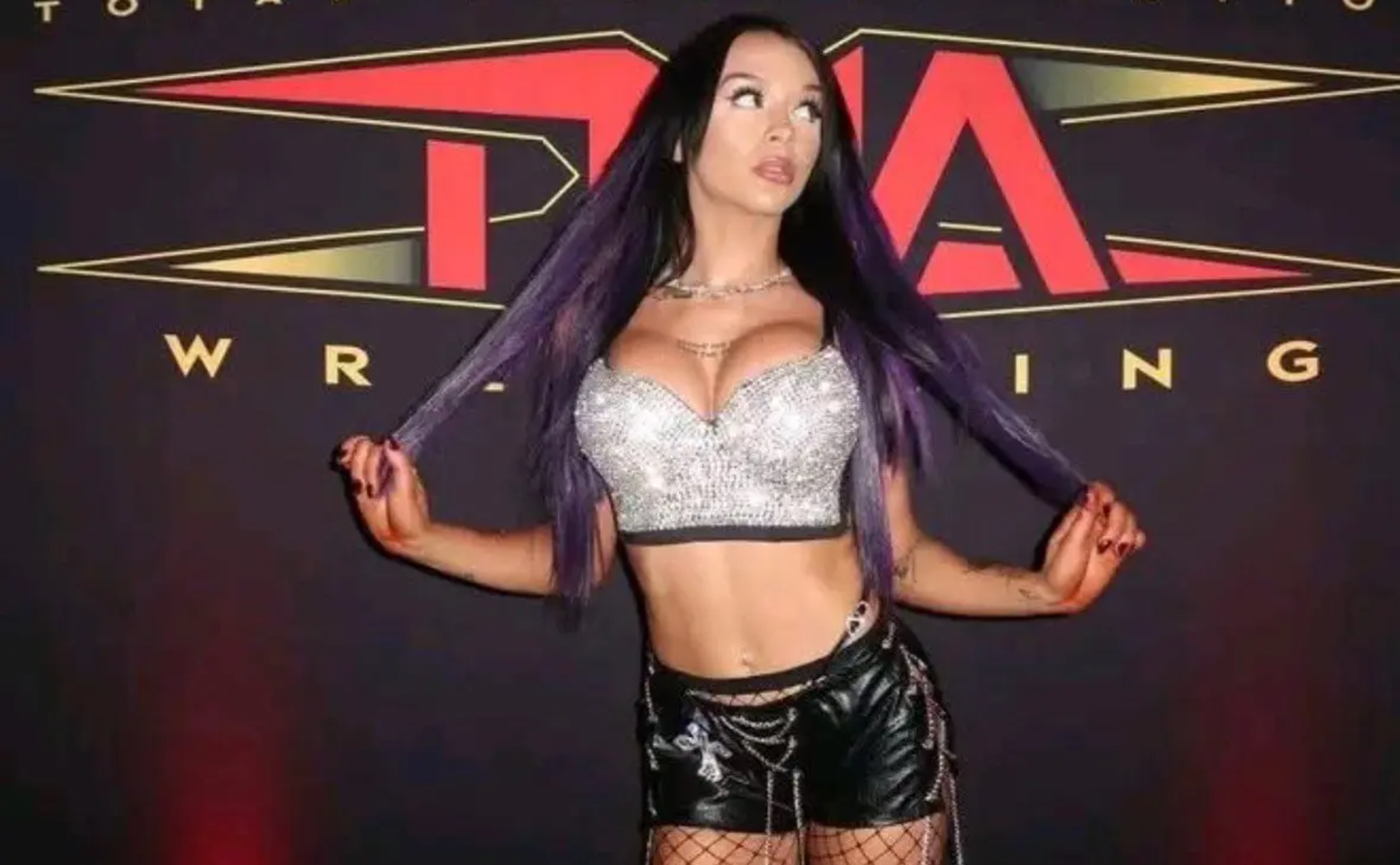 Elayna Black (Cora Jade) Signs With TNA Wrestling!