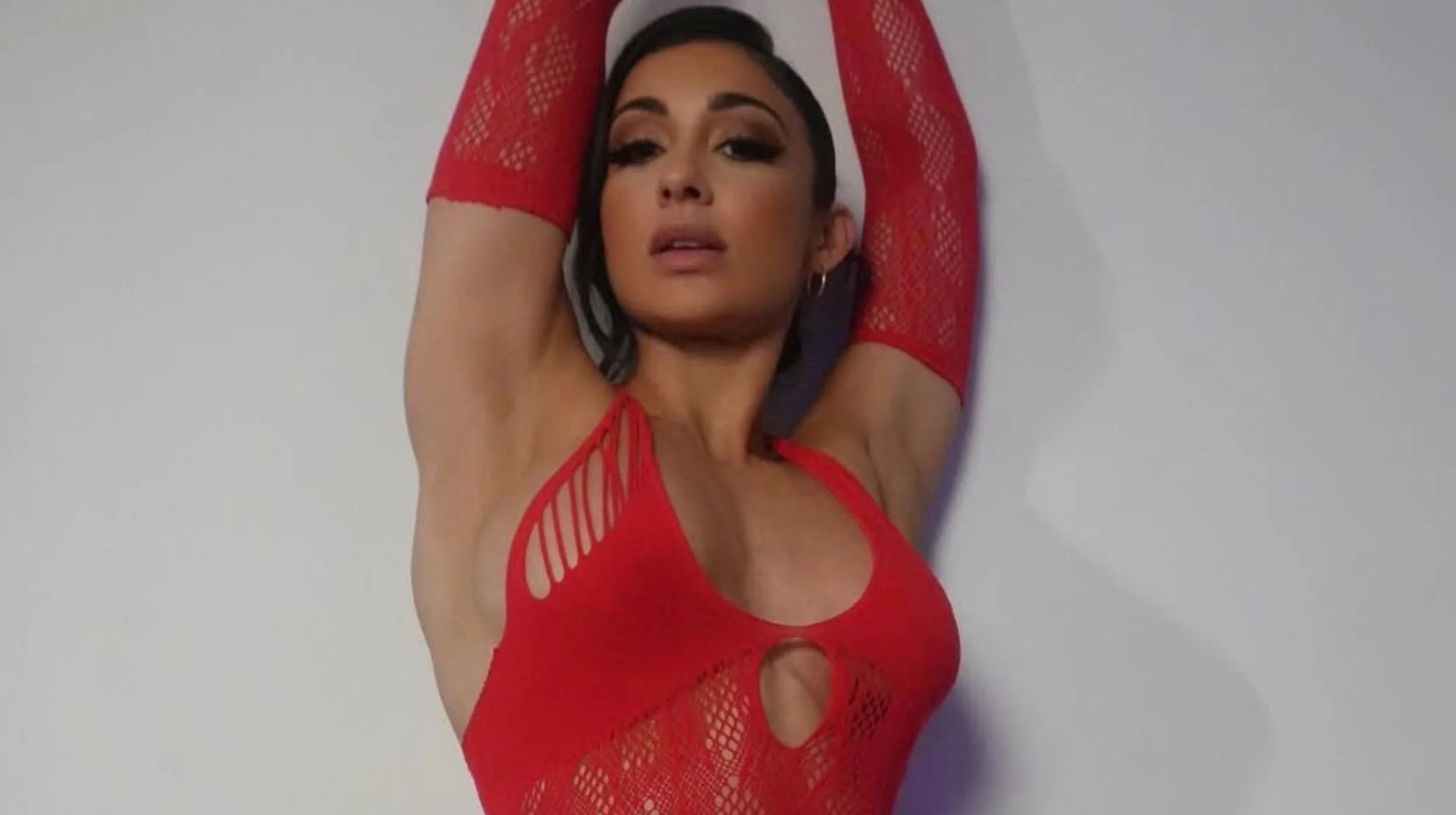 Knockouts Champ Arianna Grace Flaunts TNA in New Photos and TikTok