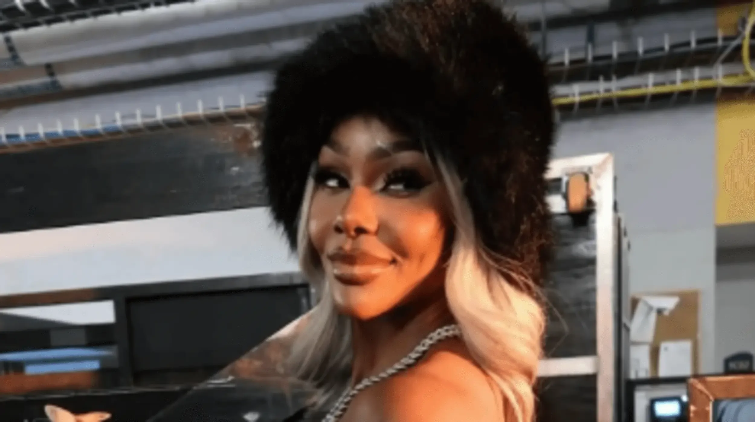 WWE’s Jade Cargill Michael Jackson Cosplay at SNME: Rancid as Booker T